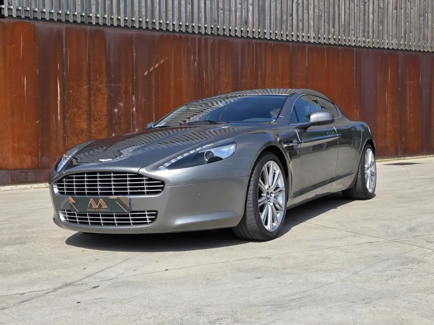 Aston Martin Rapide Rapide 5.9 V12 - 477 - BV Touchtronic 2 . Grau - 2