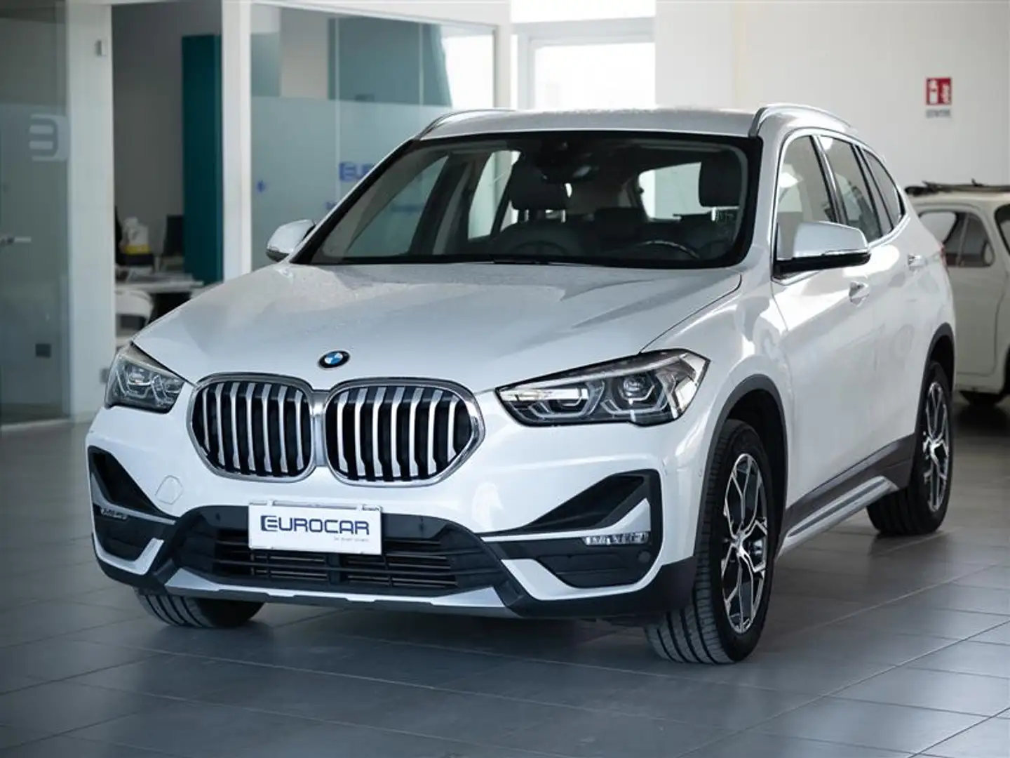 BMW X1 xDrive 18d xLine 36 MESI DI GARANZIA Blanco - 1