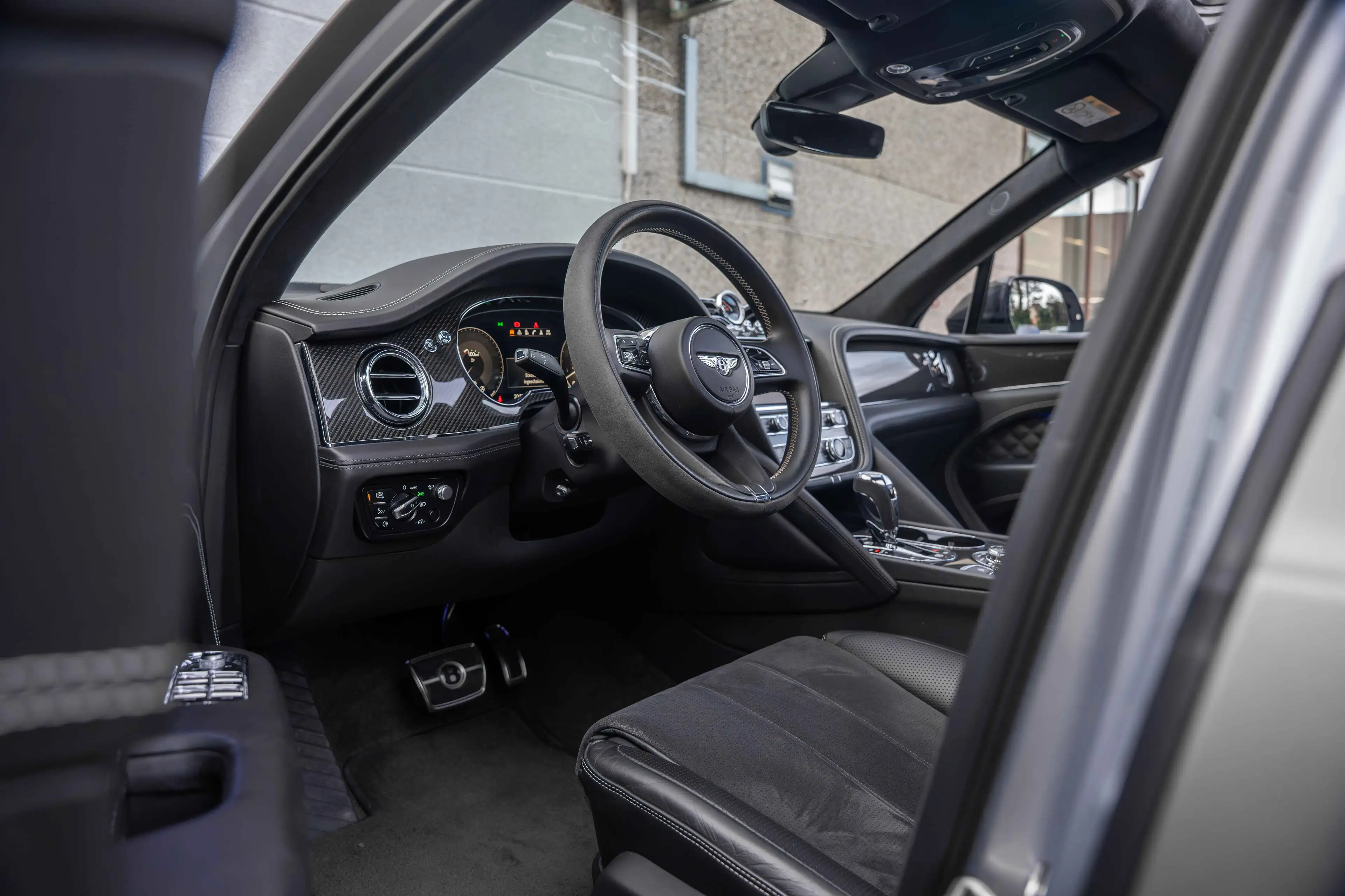 Bentley Bentayga 4.0 V8 S Black Edition MATRIX/PANO/NAIM/HUD/ACC/360°/NIGHTVISION — photo 12