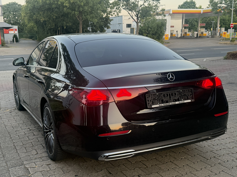 Mercedes-Benz E 300 e 9G-TRONIC EXCLUSIVE PREMIUM — photo 4