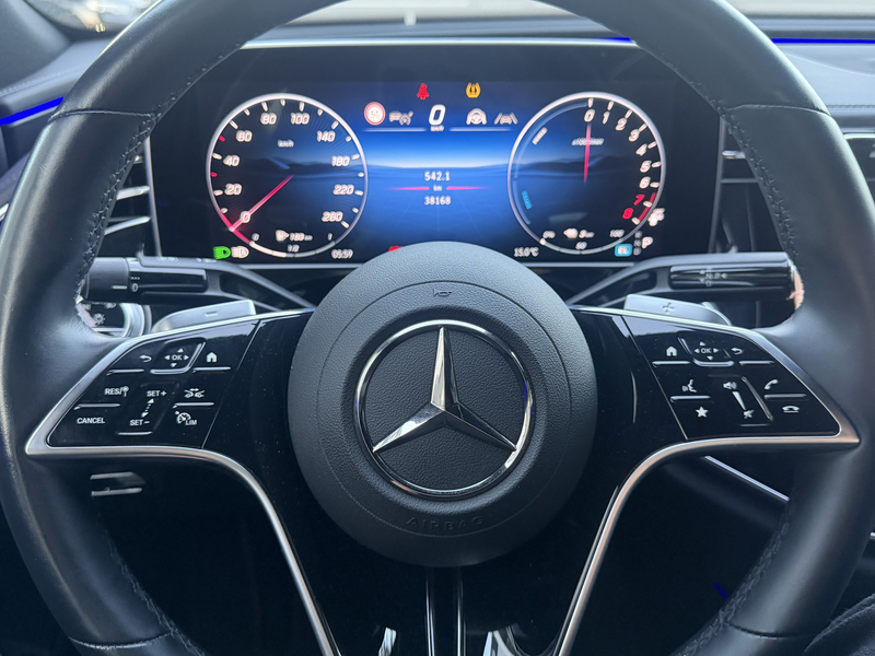 Mercedes-Benz E 300 e 9G-TRONIC EXCLUSIVE PREMIUM — photo 12