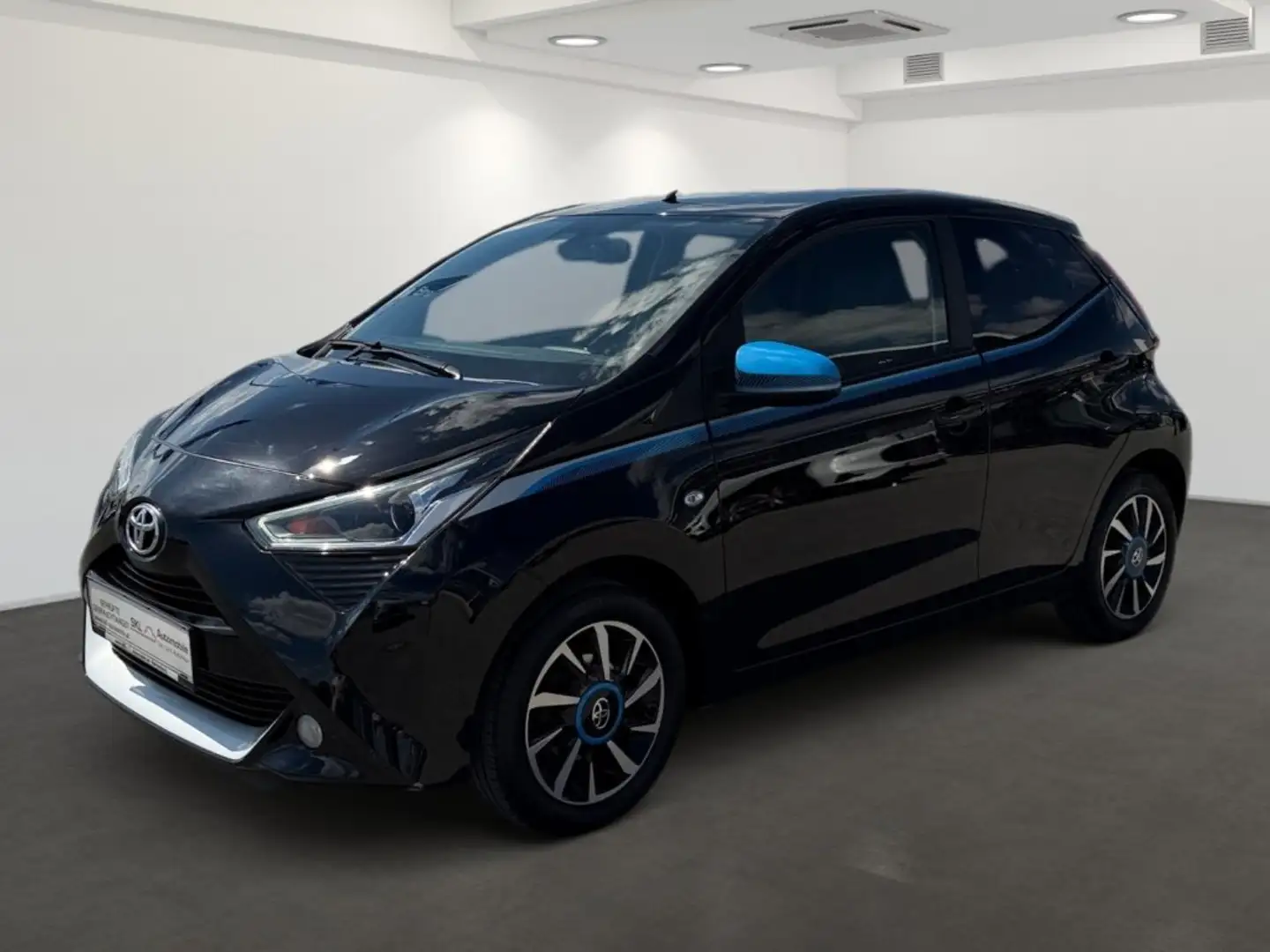 Toyota Aygo 1,0 VVT-i Schwarz - 1