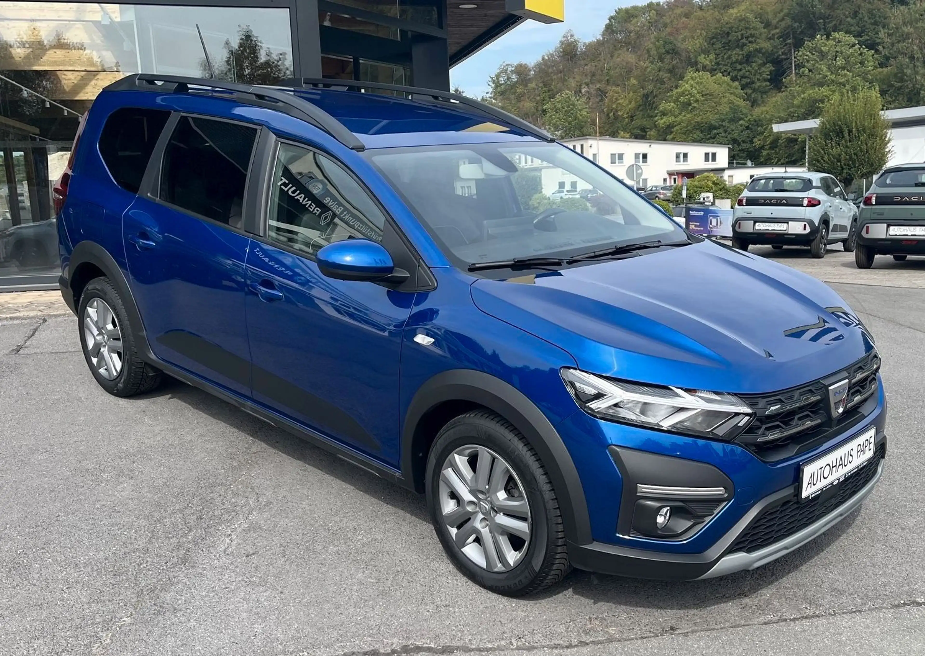 Dacia Jogger Comfort TCe 100 ECO-G 5-Sitzer — photo 3