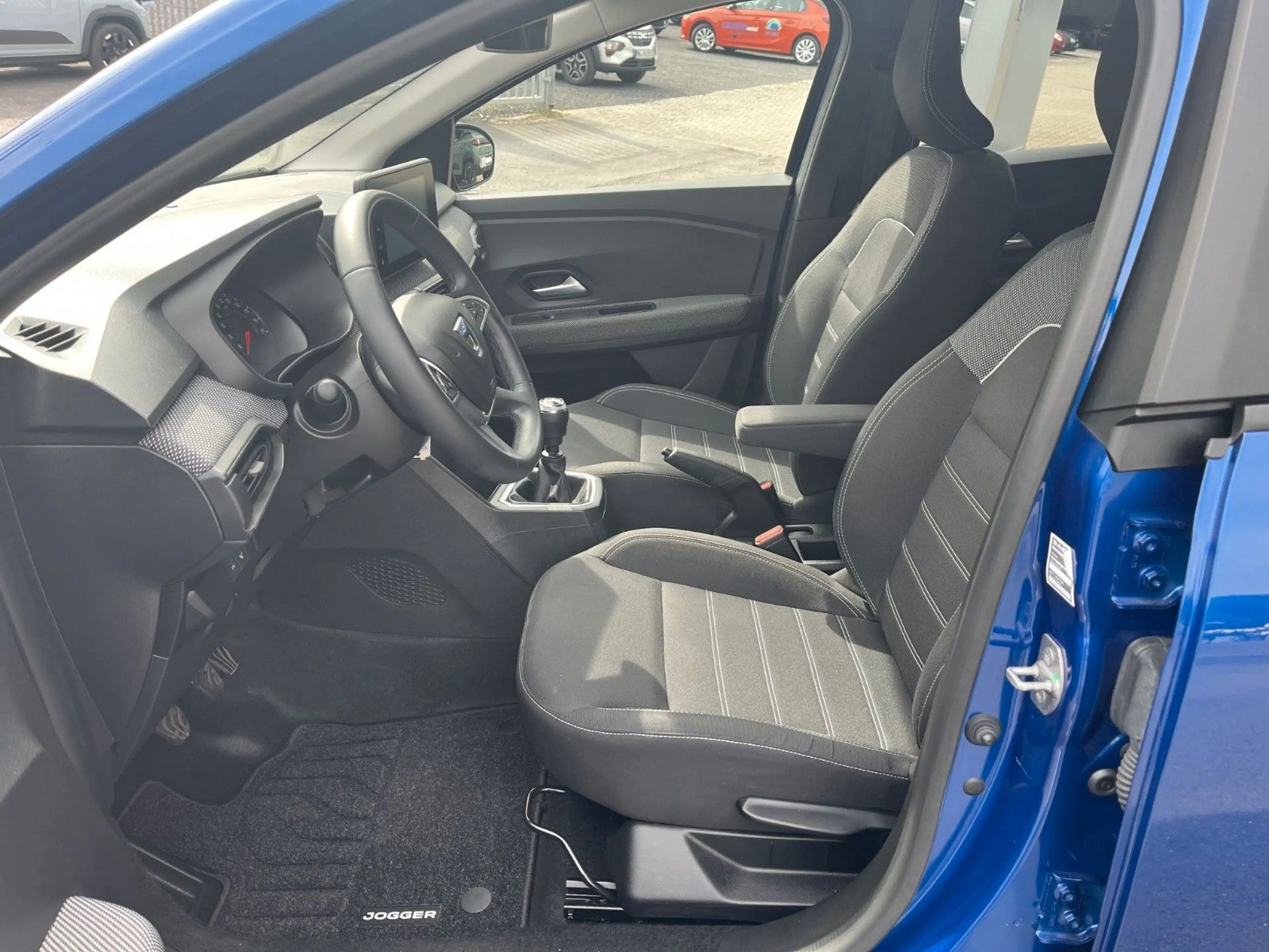 Dacia Jogger Comfort TCe 100 ECO-G 5-Sitzer — photo 12