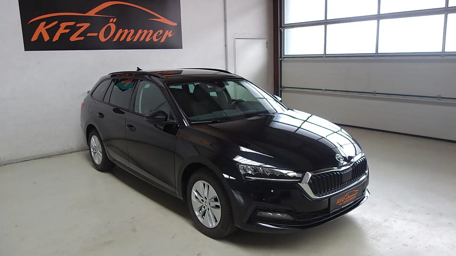 Skoda Octavia Combi 2,0 TDI Amb. DSG,AHK,Kamera,Virtual,Lenkr... Schwarz - 2