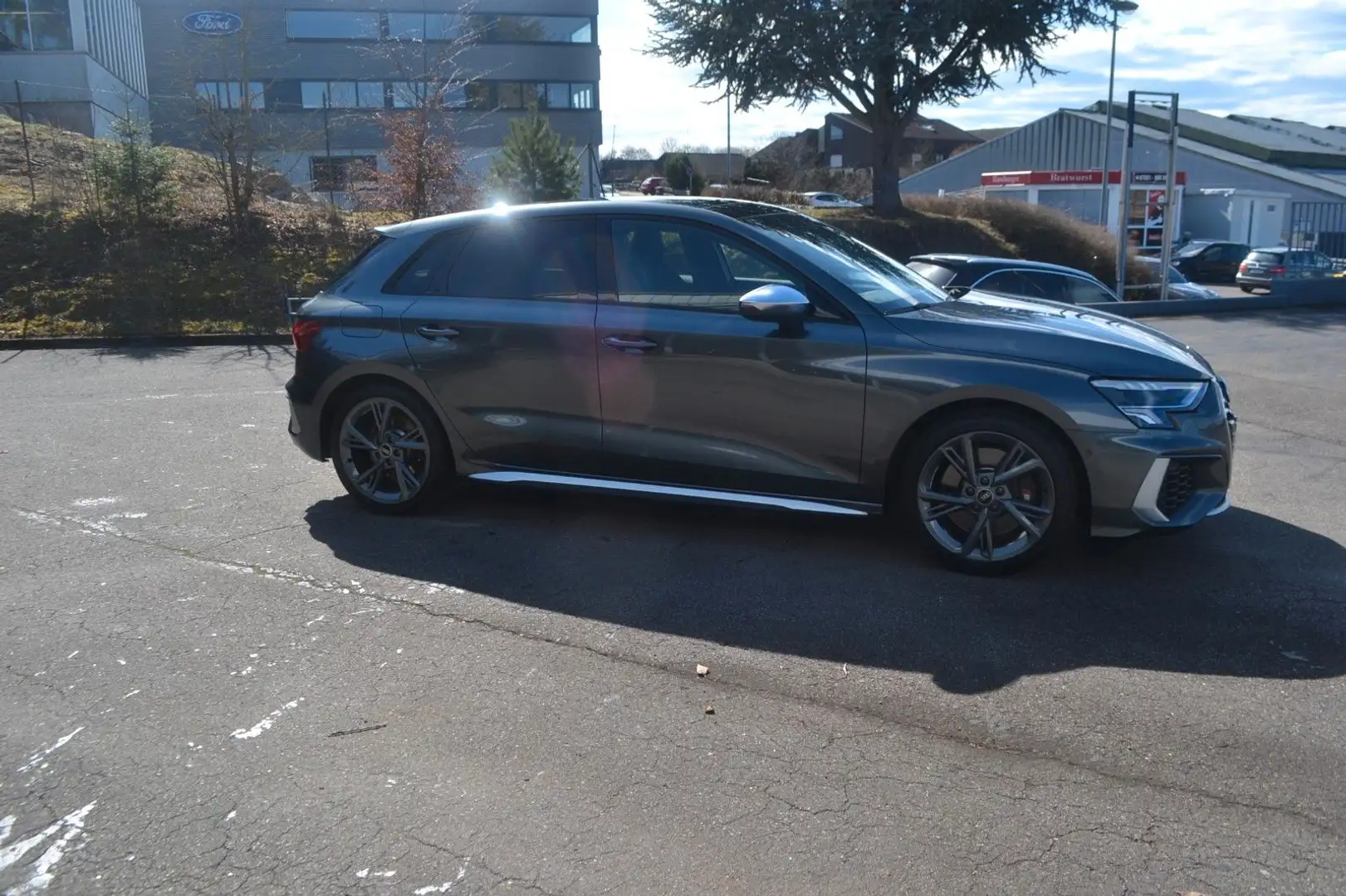 Audi S3 Sportback 2.0 TFSI quattro basis 1.HAND 17TKM Gris - 2