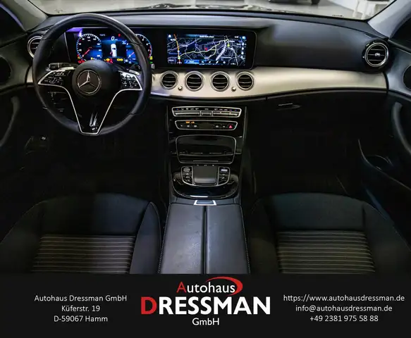 Mercedes-Benz E-Class view 14