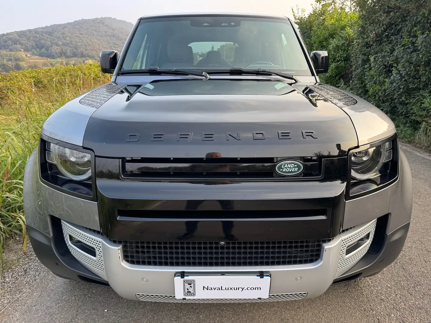 Land Rover Defender Defender VII 2020 110 3.0d i6 mhev SE awd 250cv au Grau - 1