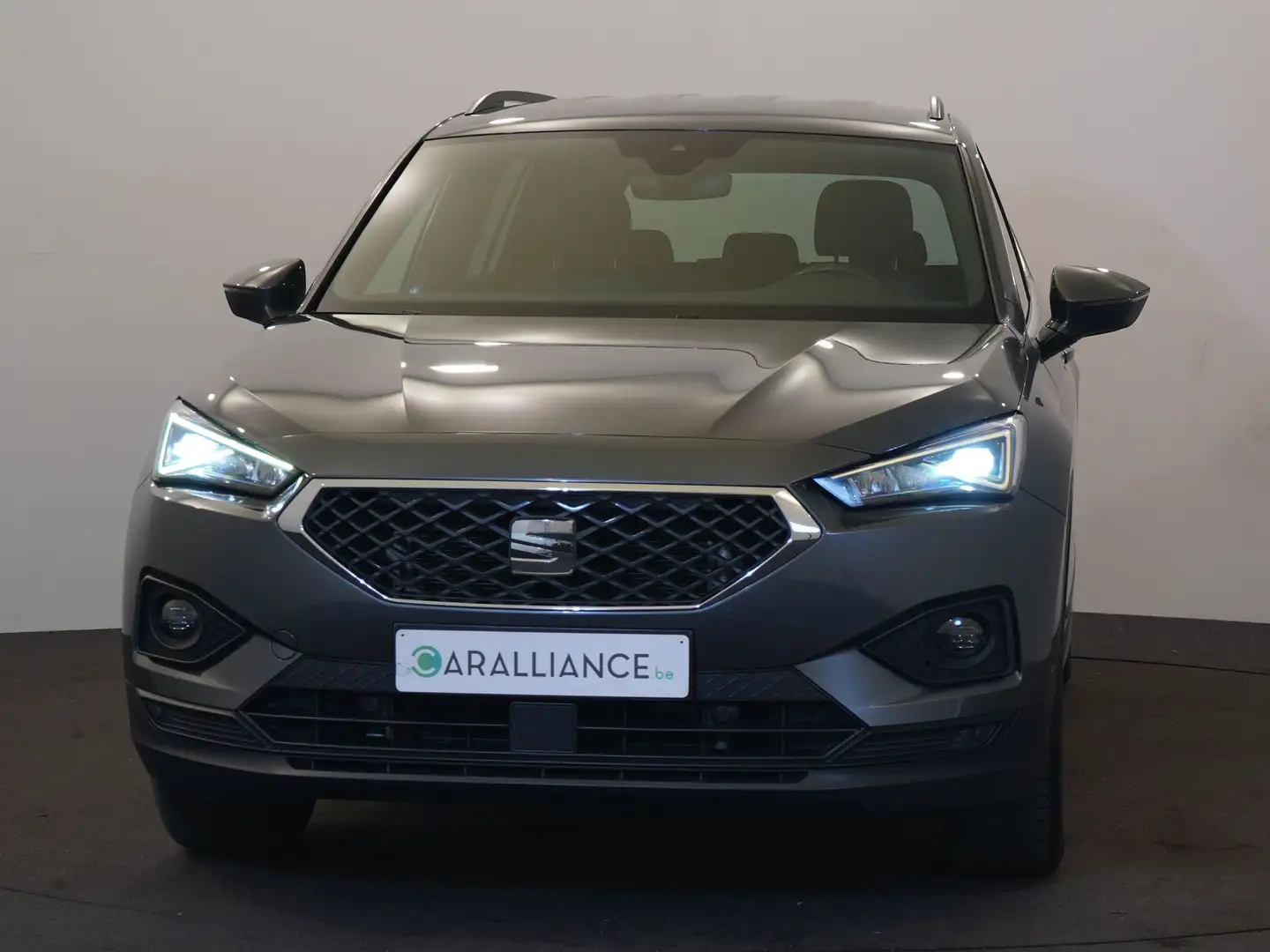 SEAT Tarraco STYLE 2.0TDI|NAVI|ClimTri-Zones|CAM|LED|JA18"Perfo" Gris - 2