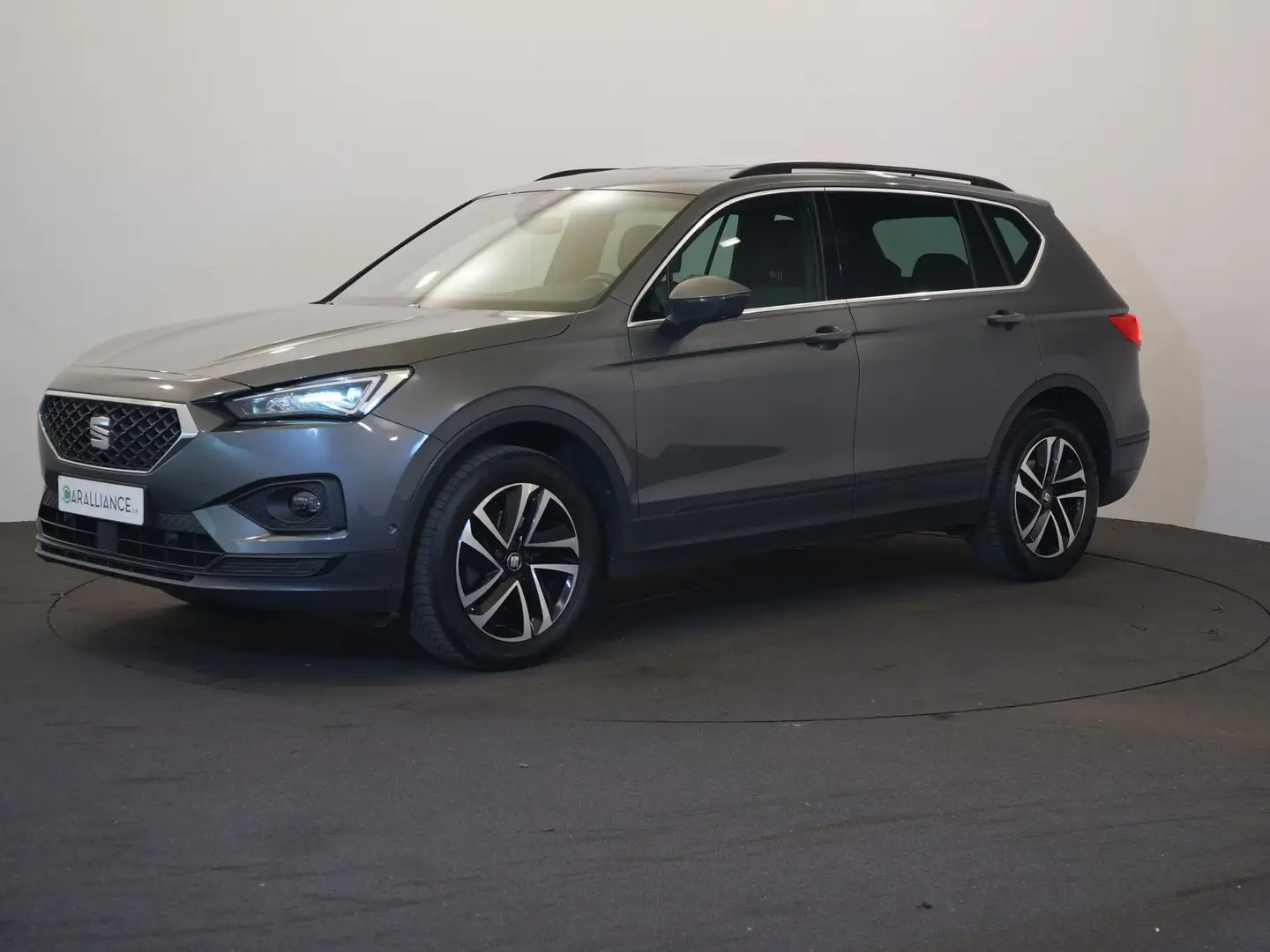 SEAT Tarraco STYLE 2.0TDI|NAVI|ClimTri-Zones|CAM|LED|JA18"Perfo" Gris - 1