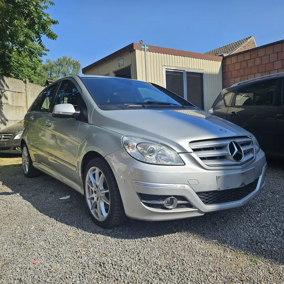 Mercedes-Benz B 180 CDI Essential Grijs - 1