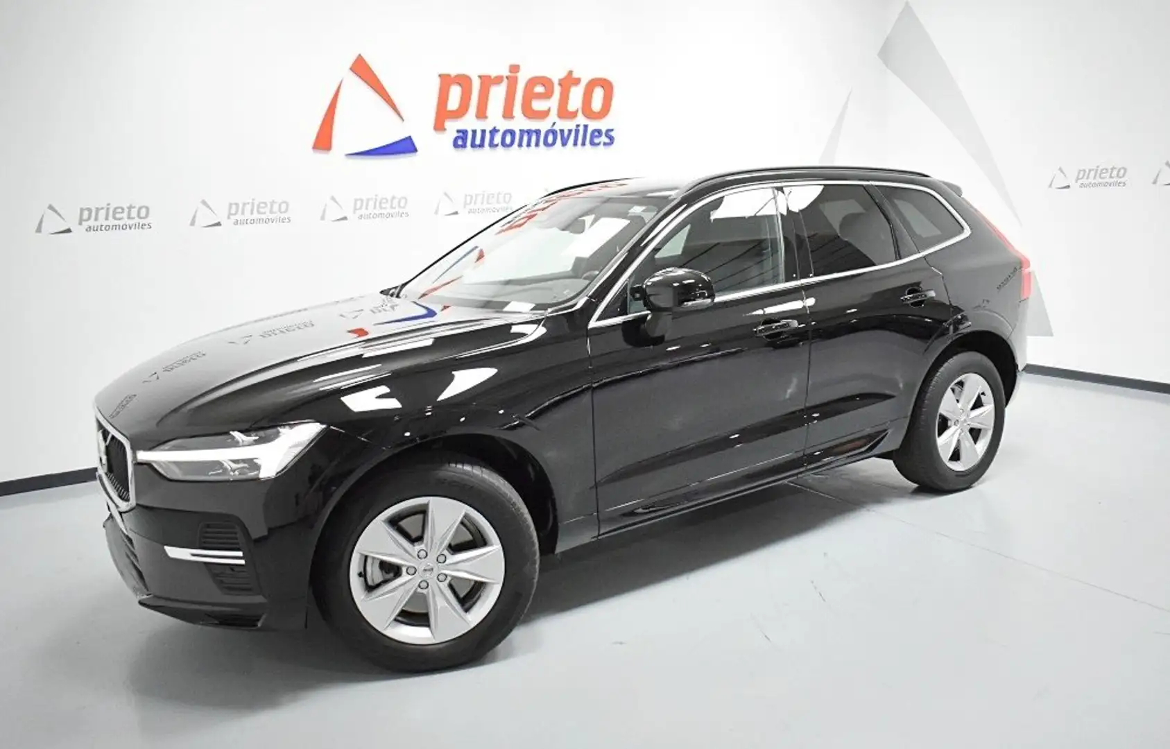 Volvo XC60 2.0 B4 D Momentum Pro Auto Negro - 1