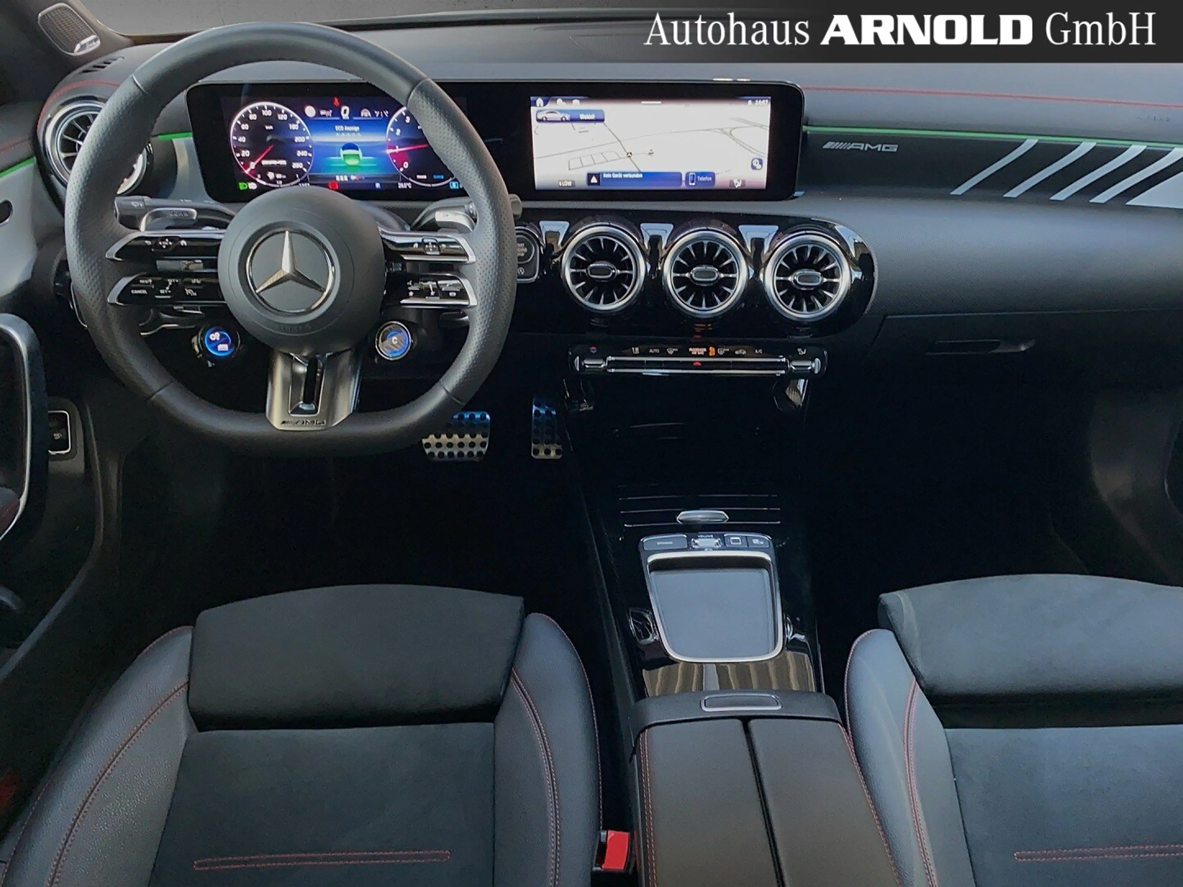Mercedes-Benz CLA 35 AMG Mercedes-AMG CLA 35 4M Distronic Burmester Pano — photo 9