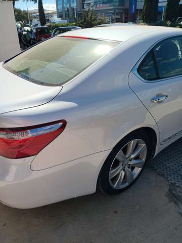 Lexus LS 600 LS 600h Ambience h