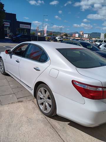 Imagine Lexus LS 600 LS 600h Ambience h