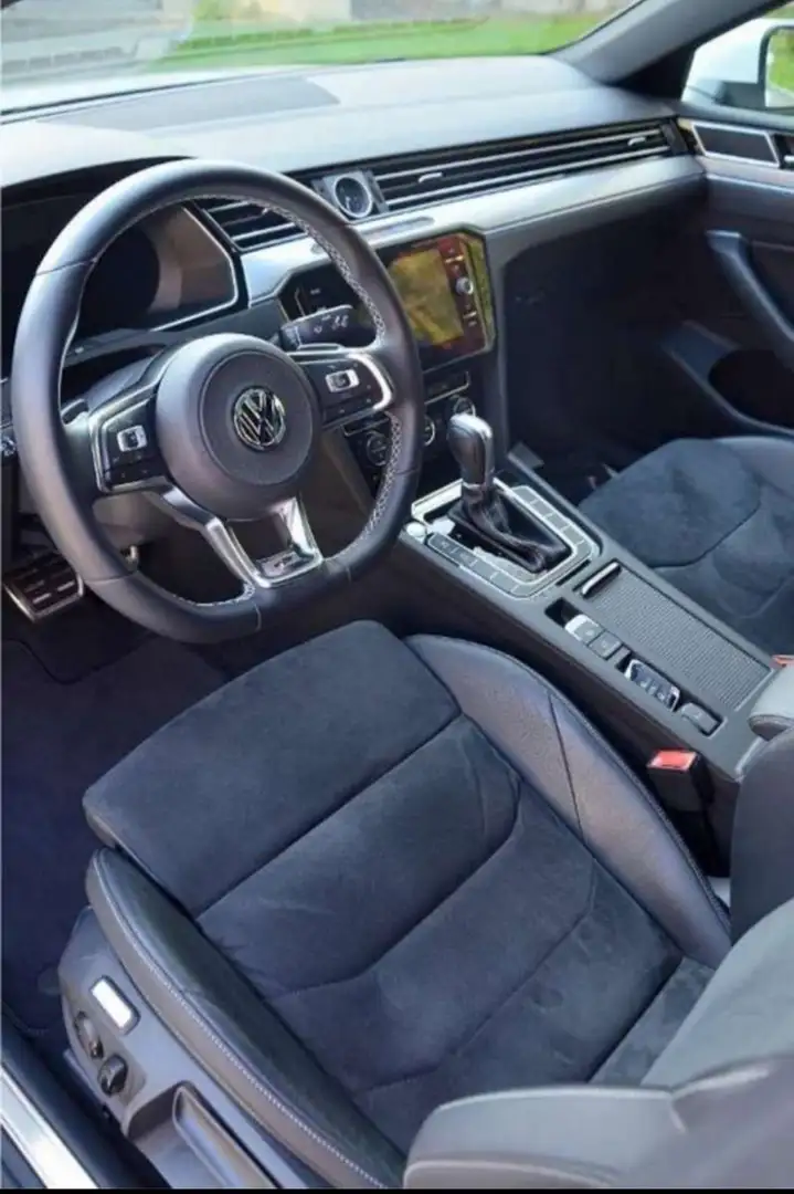 Volkswagen Arteon 2,0 TDI SCR DSG R Line - 2