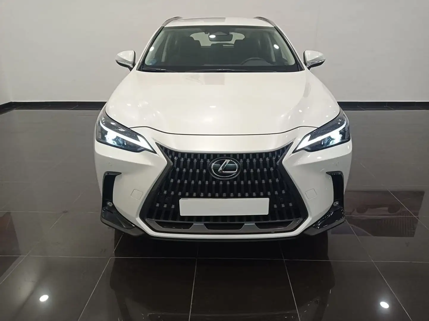 Lexus NX 350h Business City 4WD Blanc - 2