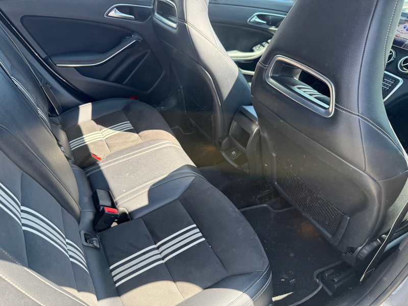 Mercedes-Benz CLA 220 4Matic Edition *Pano* Kamera* — photo 10