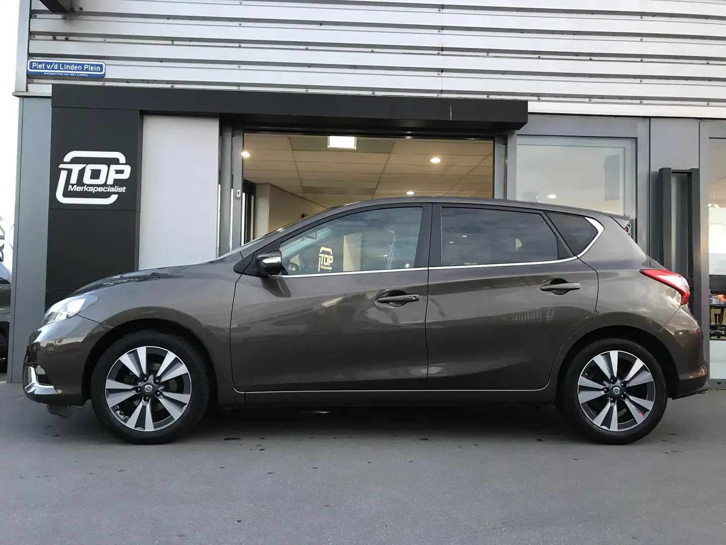 Nissan Pulsar 1.2 DIG-T Connect Edition Navi Trekhaak Bruin - 2