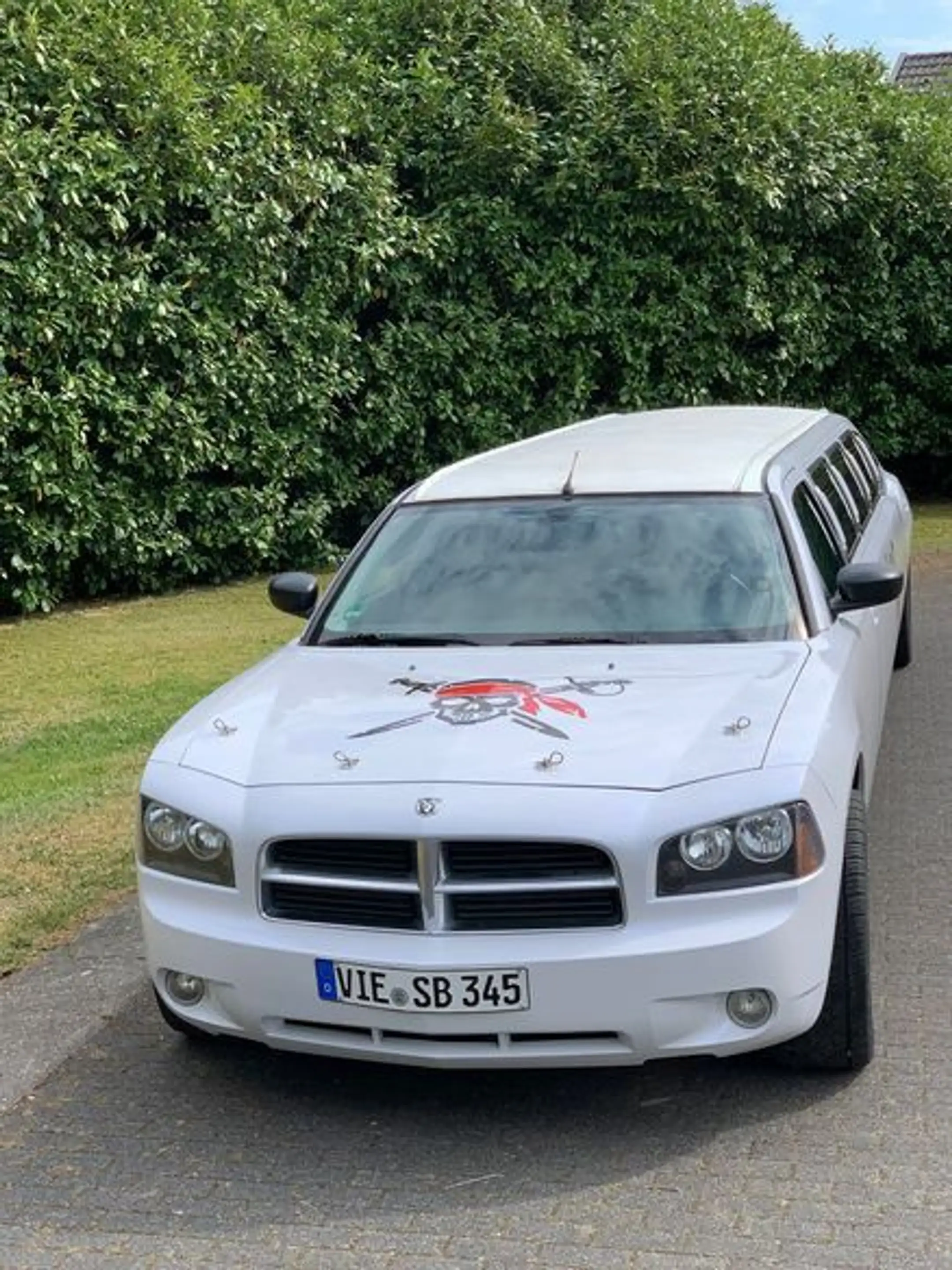 Dodge Charger " Super Strech Limo" — photo 3