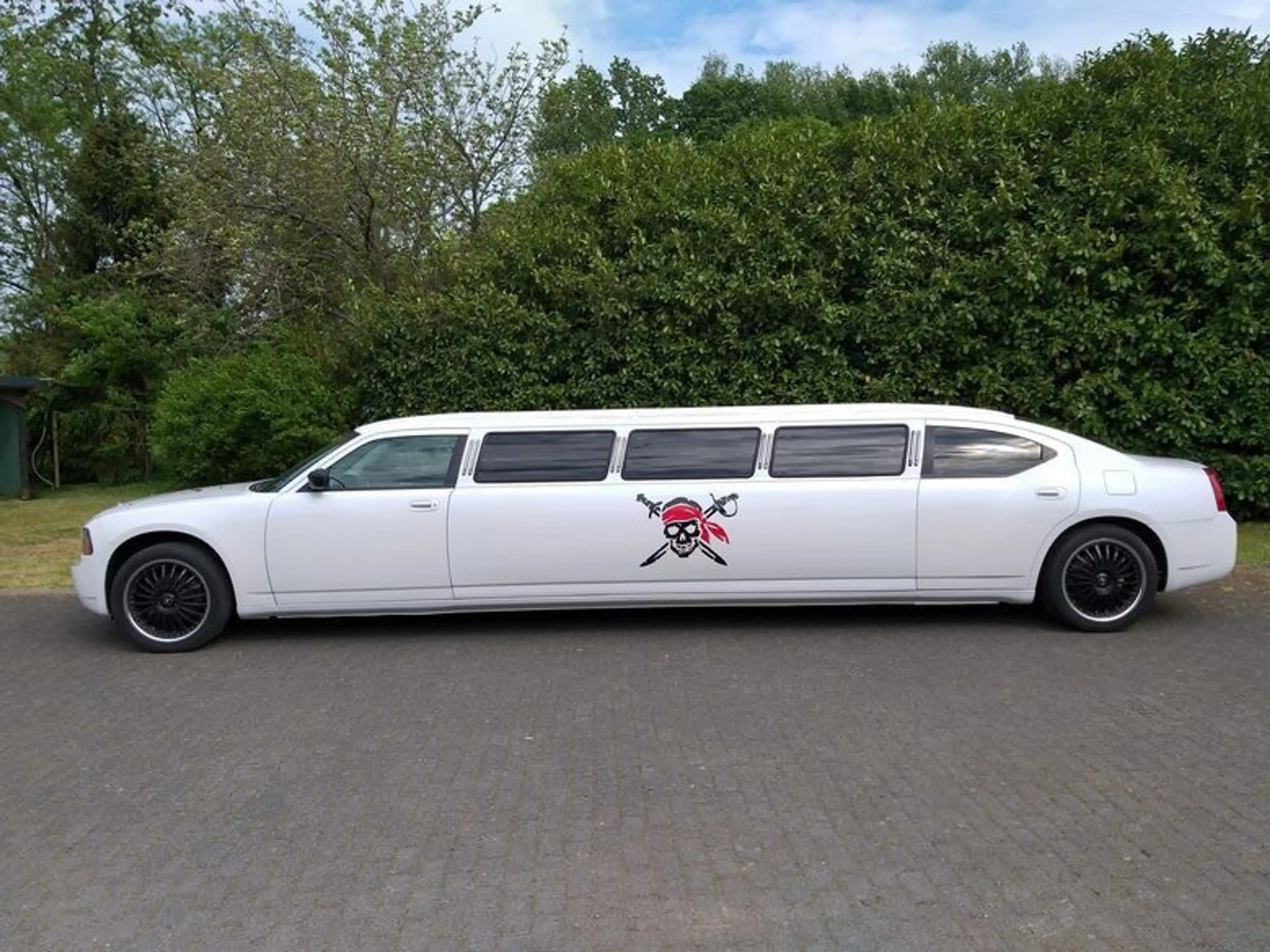 Dodge Charger " Super Strech Limo"