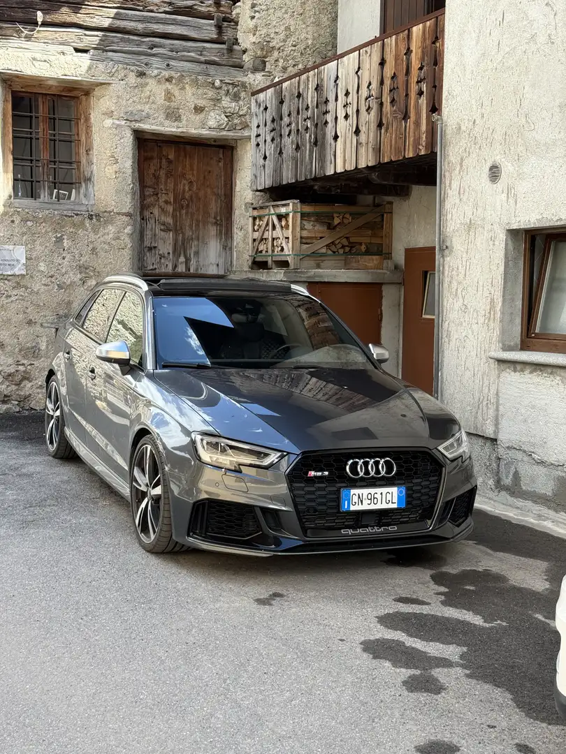 Audi RS3 Sportback 2.5 tfsi quattro s-tronic - 2