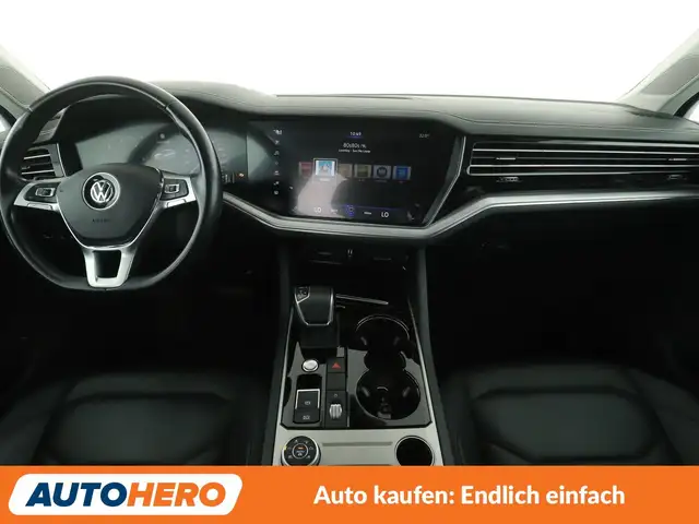 Volkswagen Touareg view 12