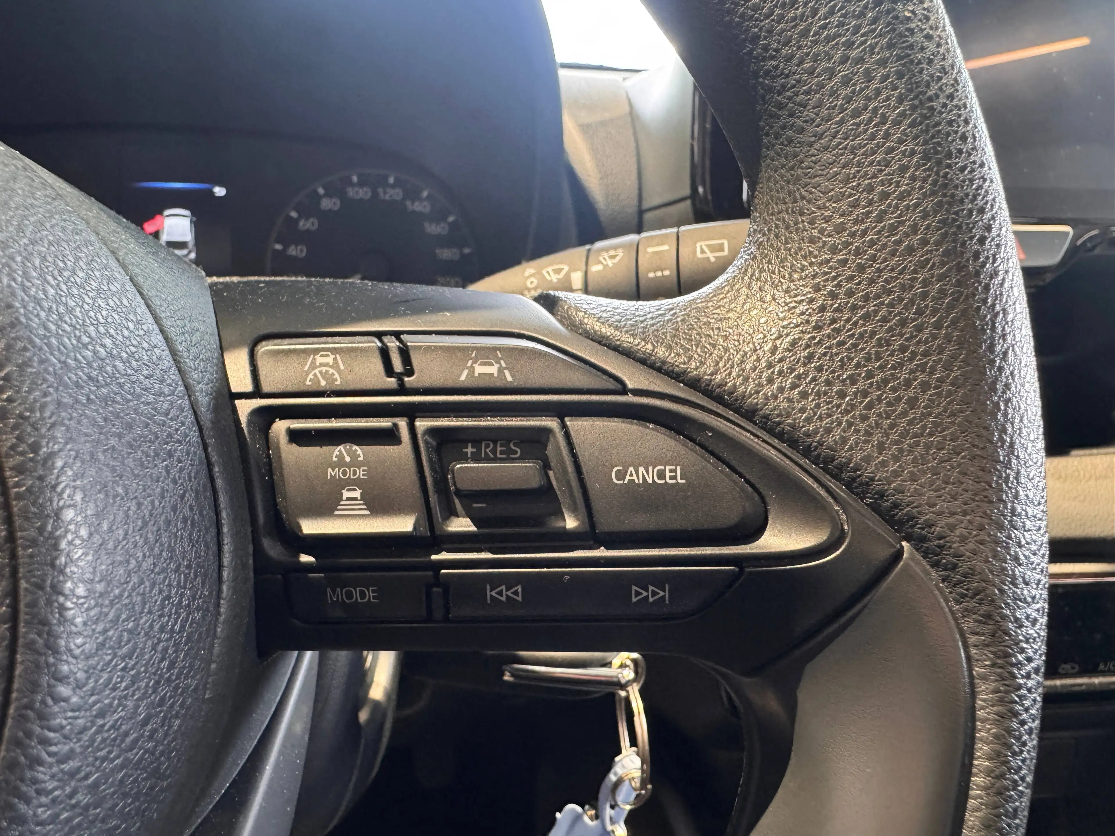 Mazda 2 2 Hybrid 1.5i VVT-i E-CVT Prime-Line Prime-Line — photo 14