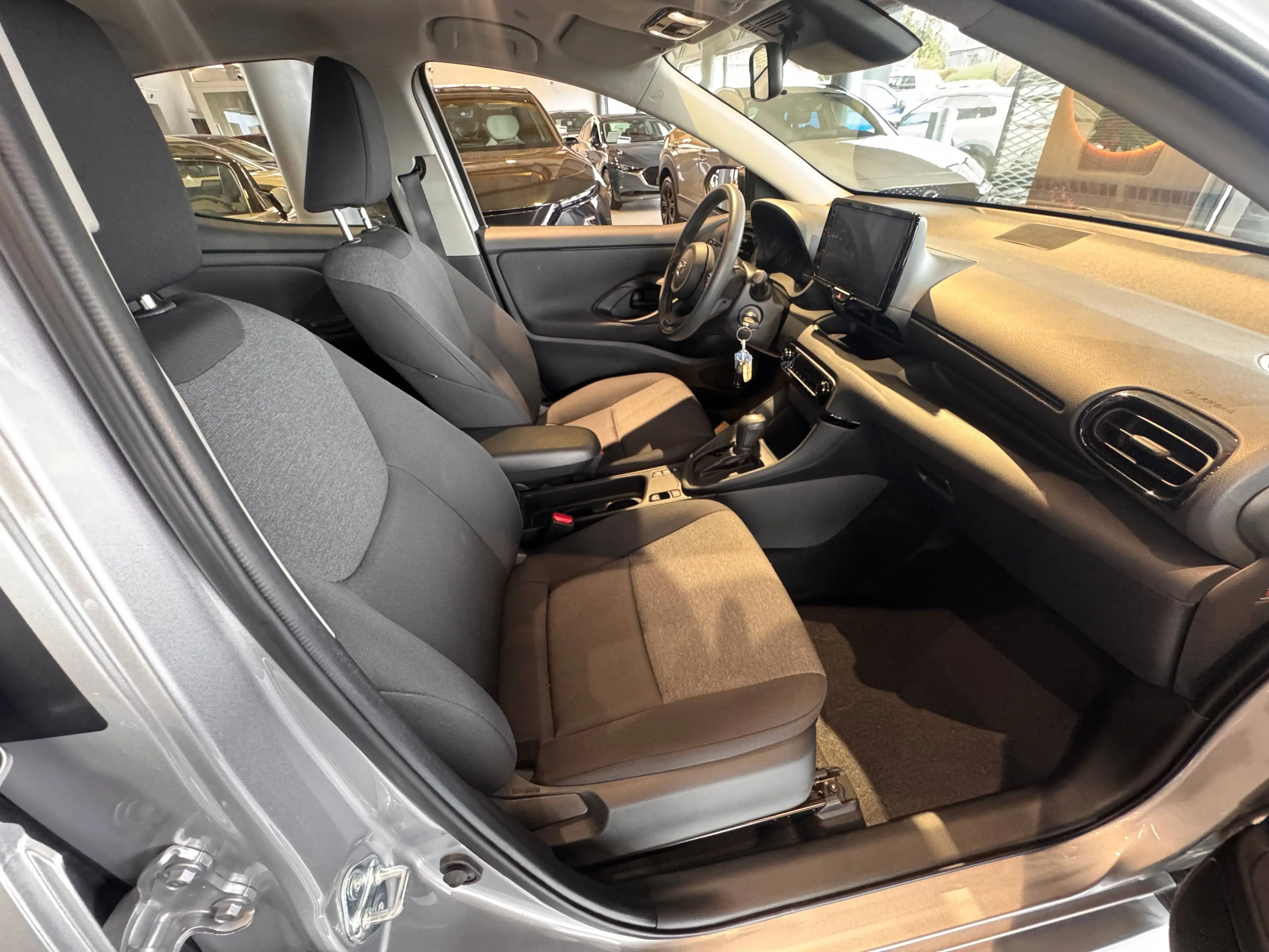 Mazda 2 2 Hybrid 1.5i VVT-i E-CVT Prime-Line Prime-Line — photo 10