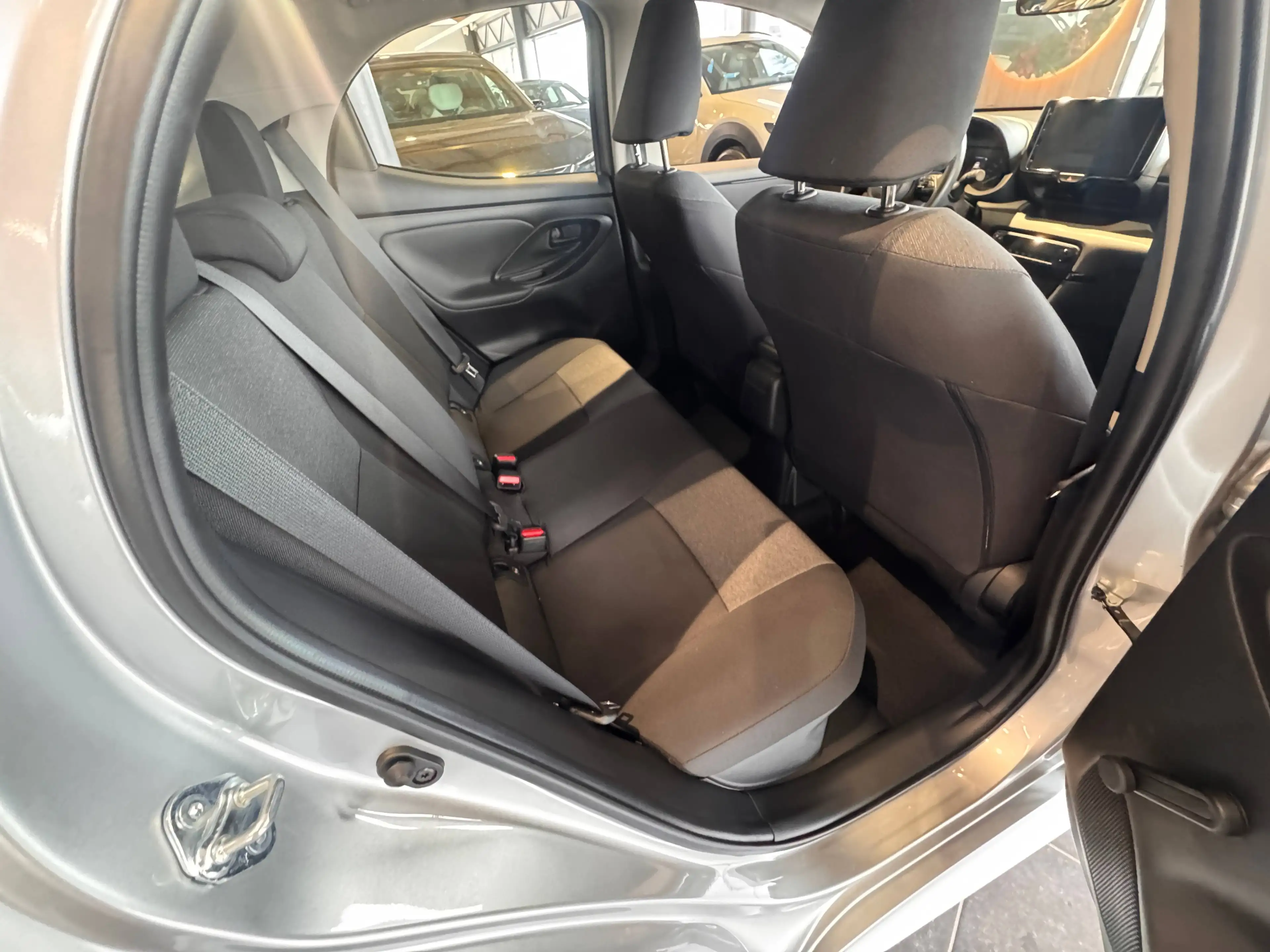 Mazda 2 2 Hybrid 1.5i VVT-i E-CVT Prime-Line Prime-Line — photo 11