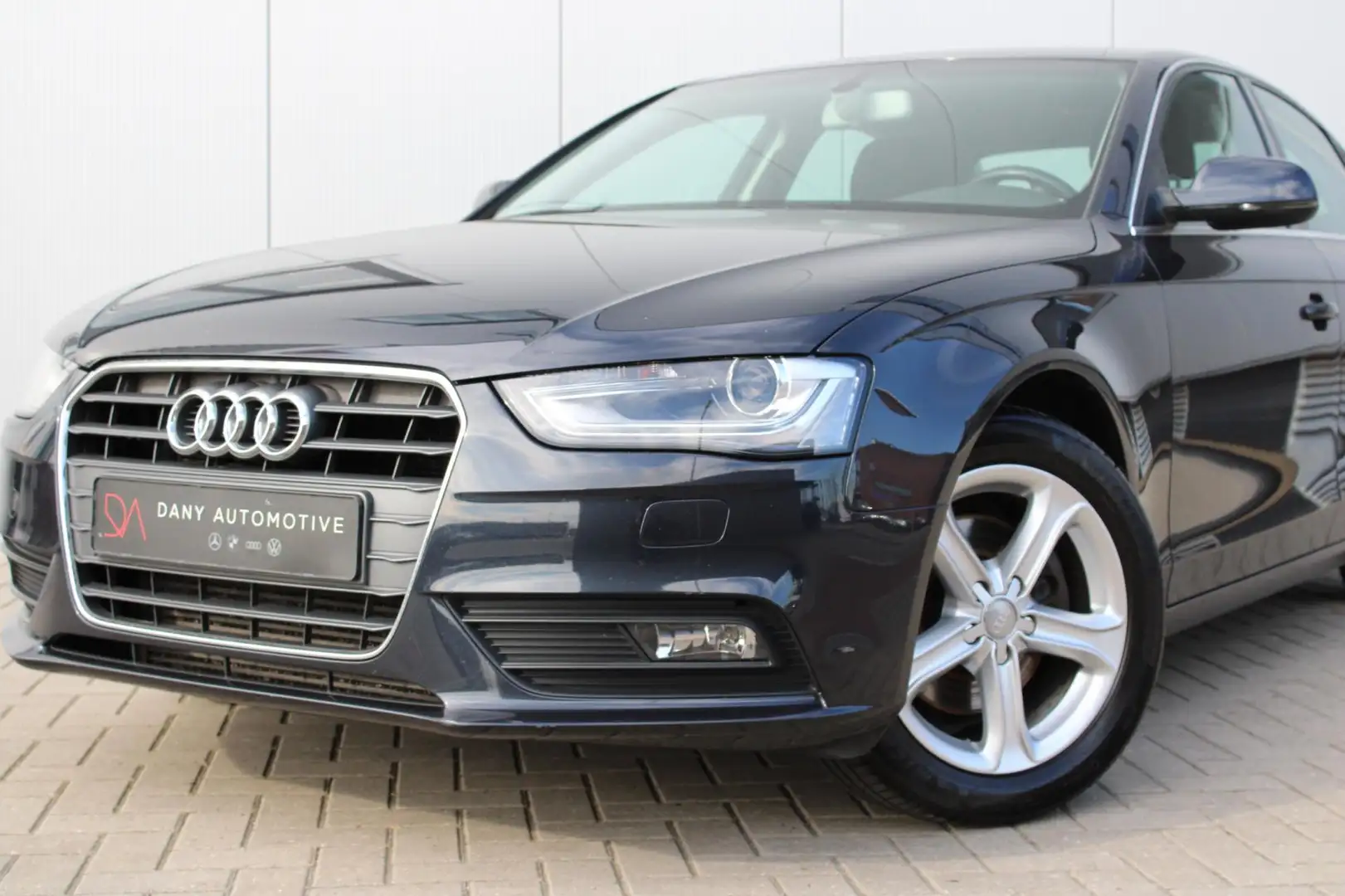 Audi A4 Limousine 1.8 TFSI AUT. I CRUISE I AFN. TREKH I NA Bleu - 2