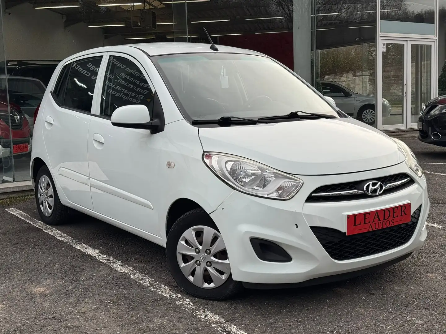 Hyundai i10 🟩1.1 ESSENCE 69CV - AIRCO Weiß - 2