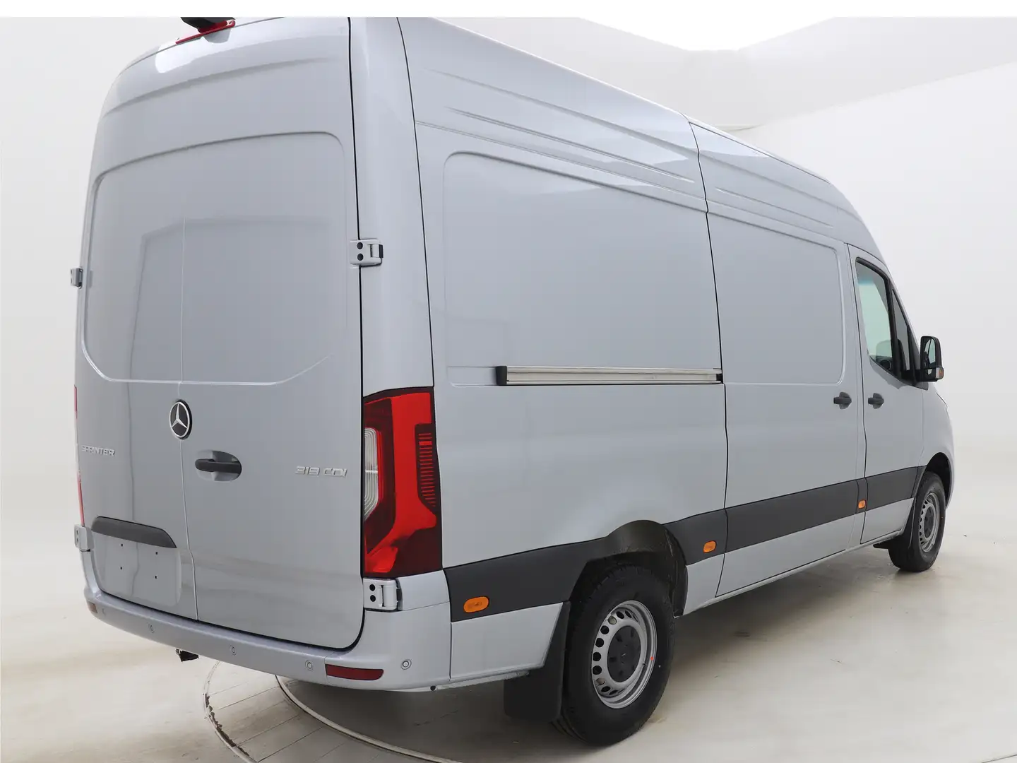 Mercedes-Benz Sprinter 319CDI 190PK Automaat L2H2 RWD SELECT | BPM Vrij | Zilver - 2