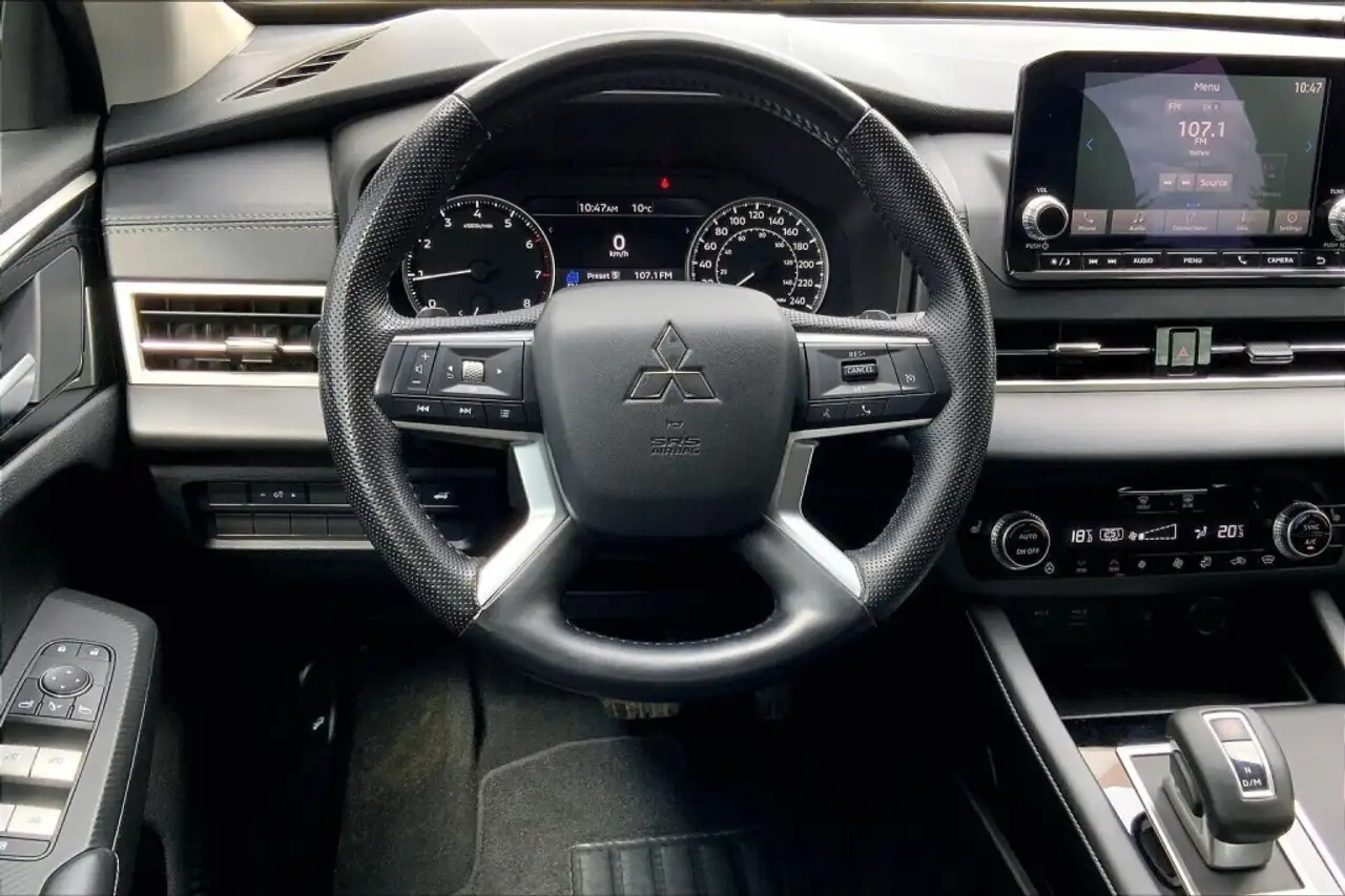 Mitsubishi Outlander fotografie Mitsubishi Outlander