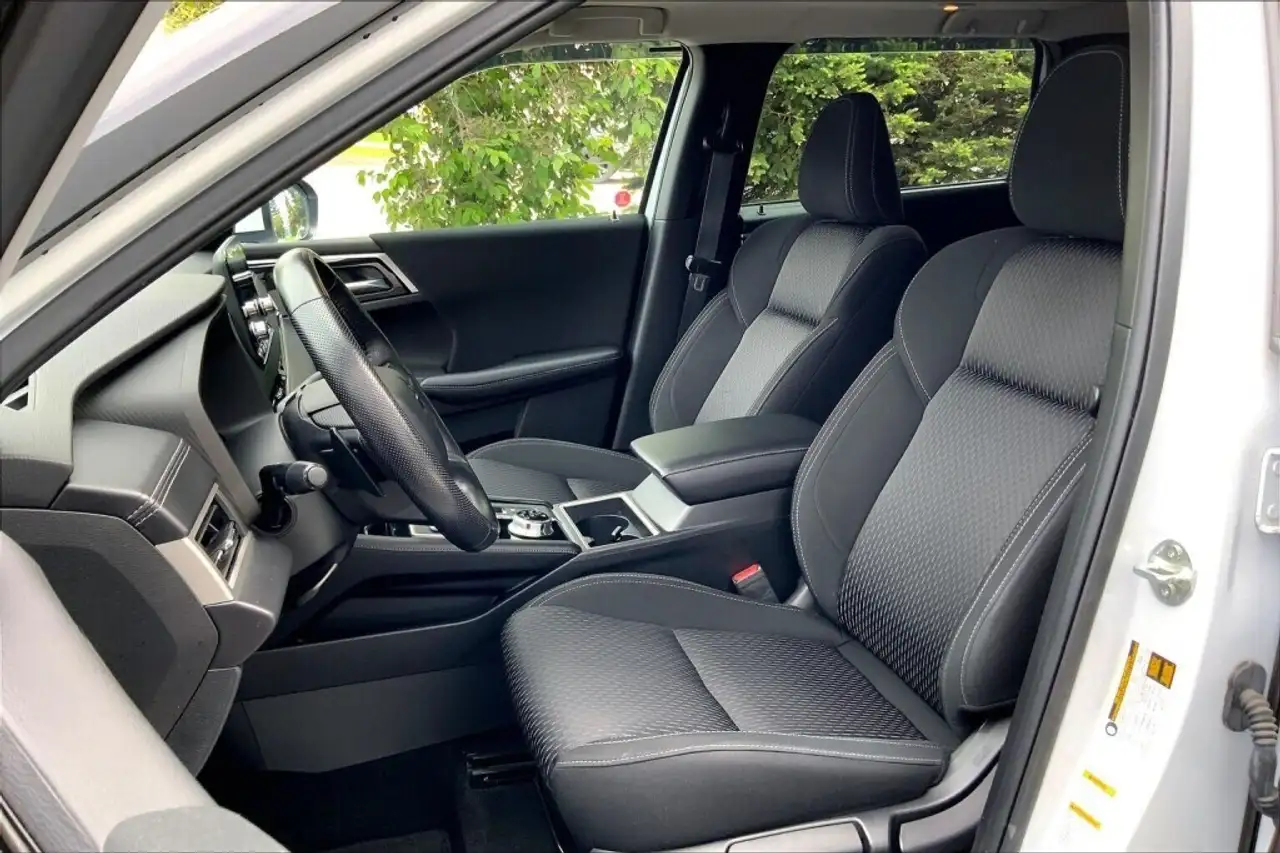 Mitsubishi Outlander fotografie Mitsubishi Outlander