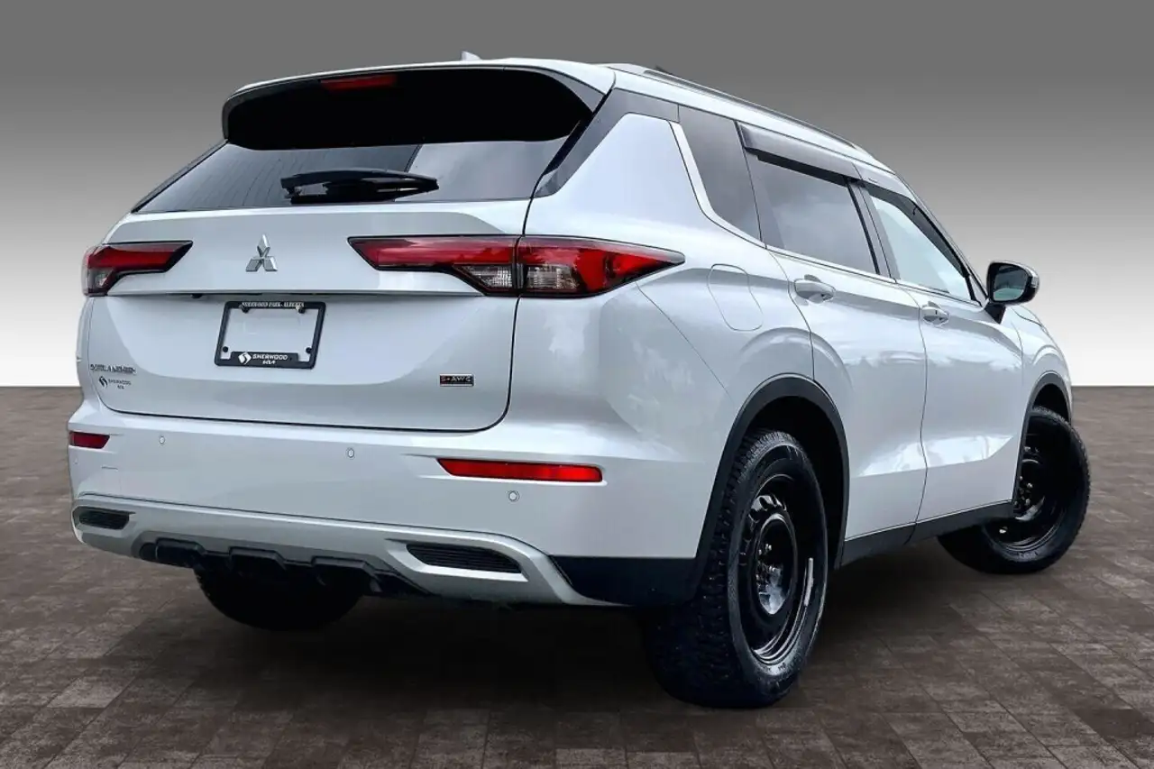 Mitsubishi Outlander fotografie Mitsubishi Outlander