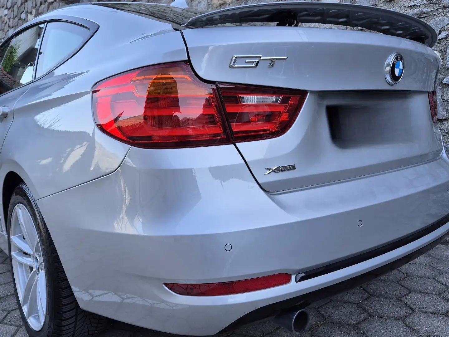 BMW 320 320d xDrive GT Sport-Aut. Sport Line - 2