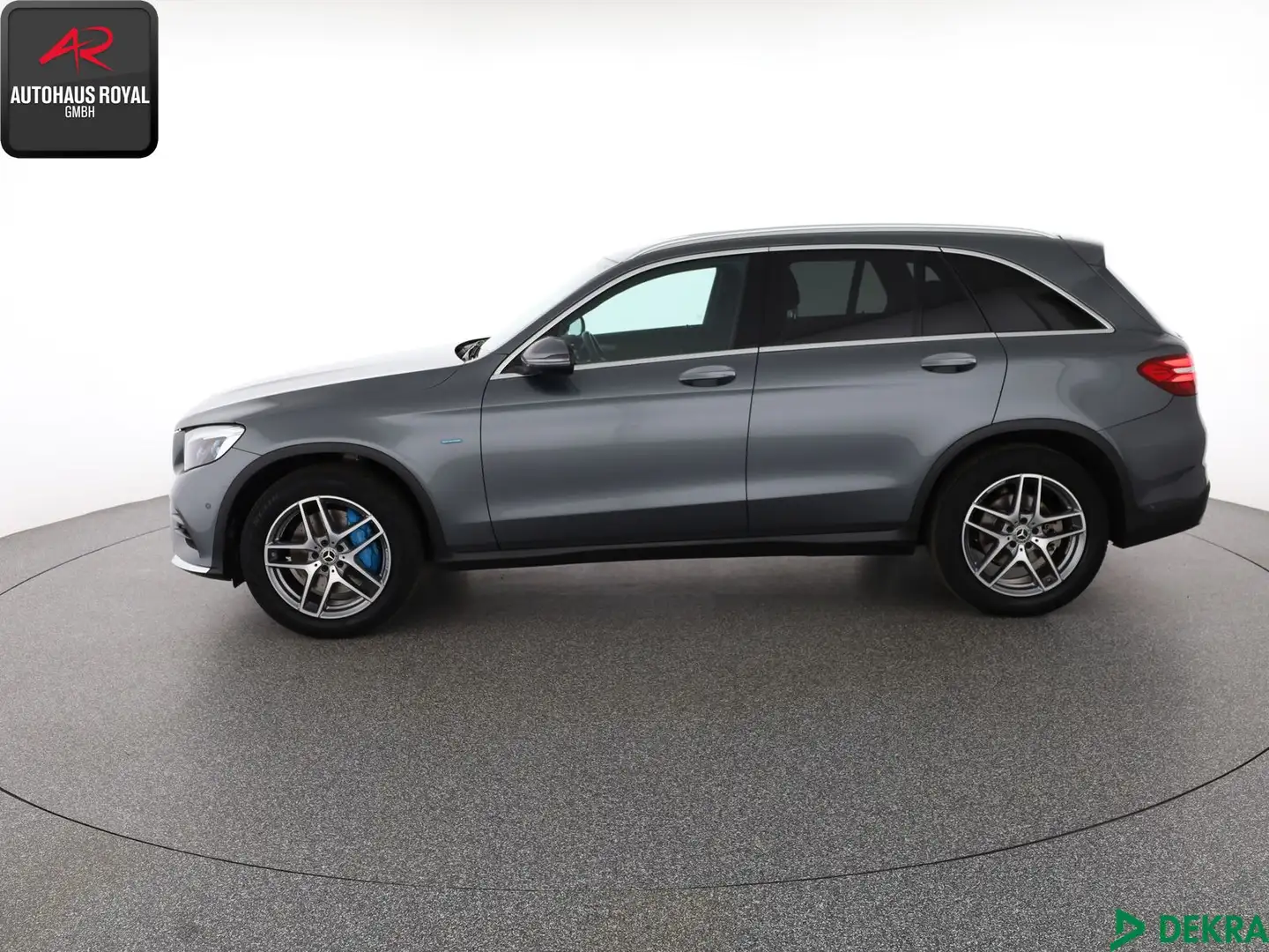 Mercedes-Benz GLC 350 GLC 350 e 4M AMG AIRMATIC 360GRAD,DISTRO,HUD,AHK Grau - 2