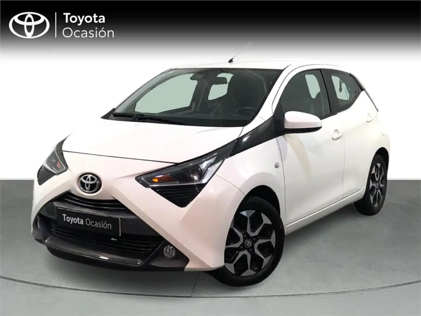 Toyota Aygo 5 Puertas x-play 70 Manual 5v - 1