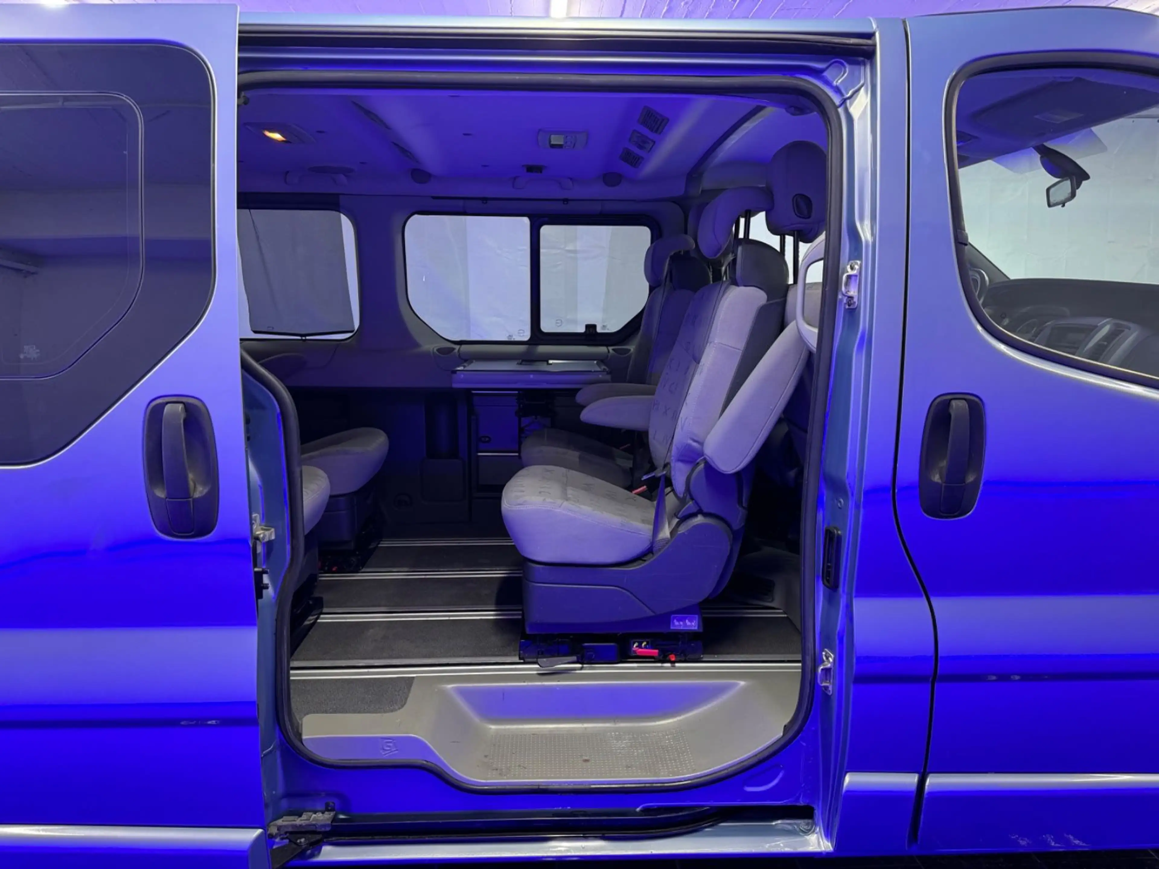 Renault Trafic Combi Generation Privilege STDHZ AHK 2PDC — photo 13