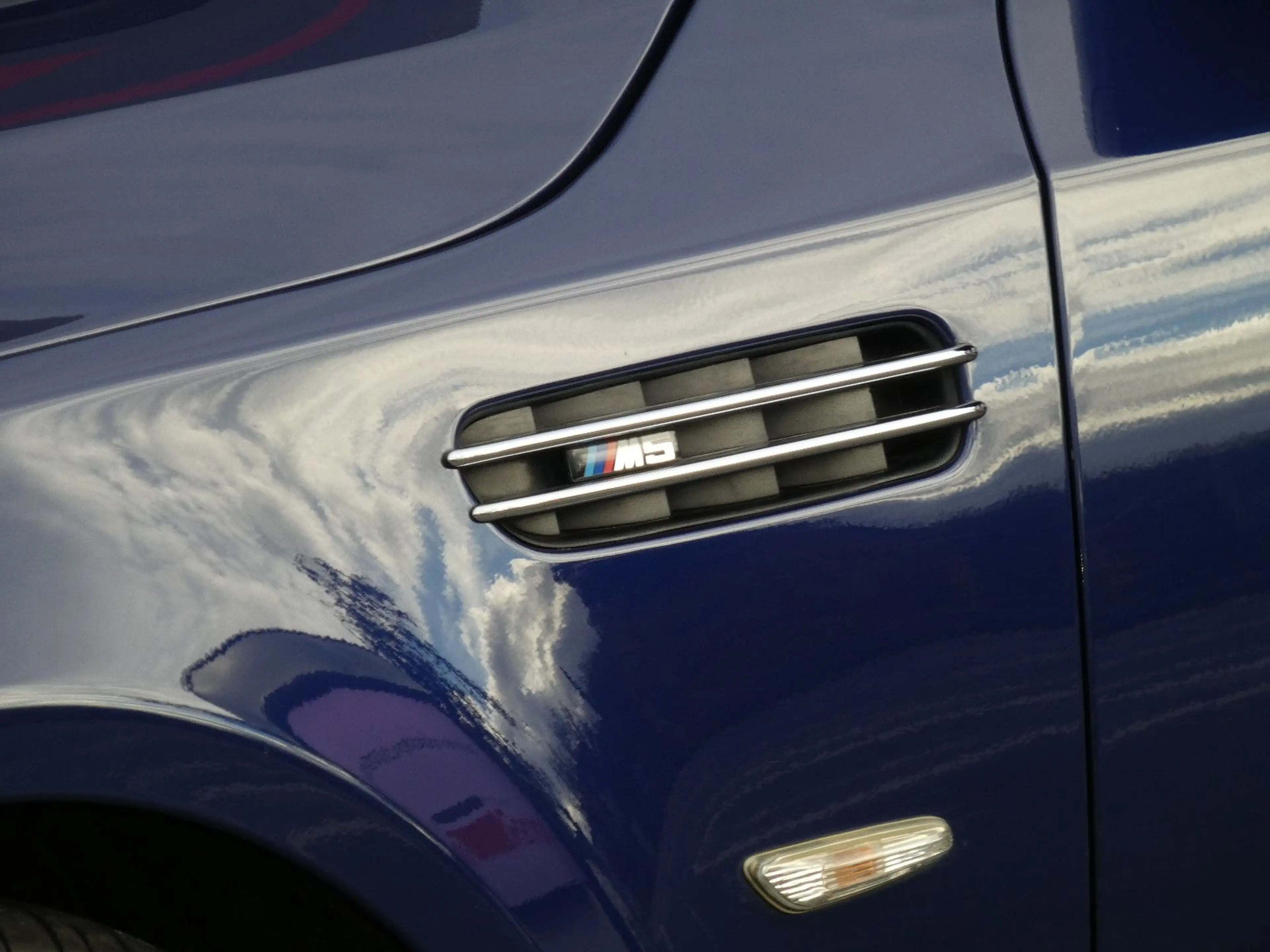 BMW M5 Touring V10 Individual Headup Deutsch WGA 65t — photo 8