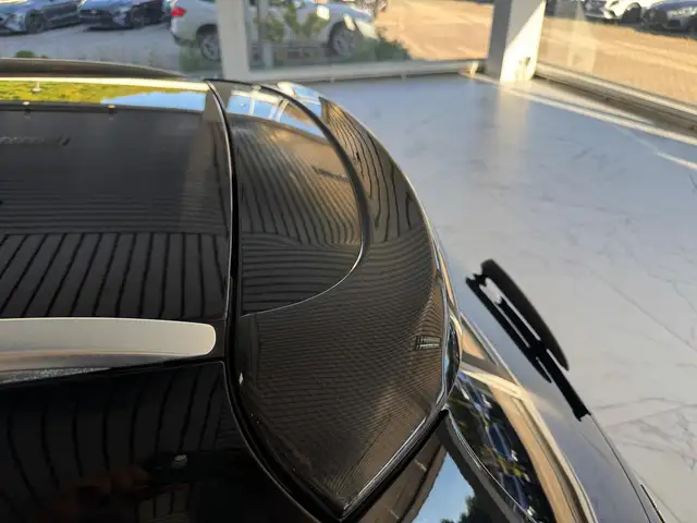 Mercedes-Benz C-Class view 11