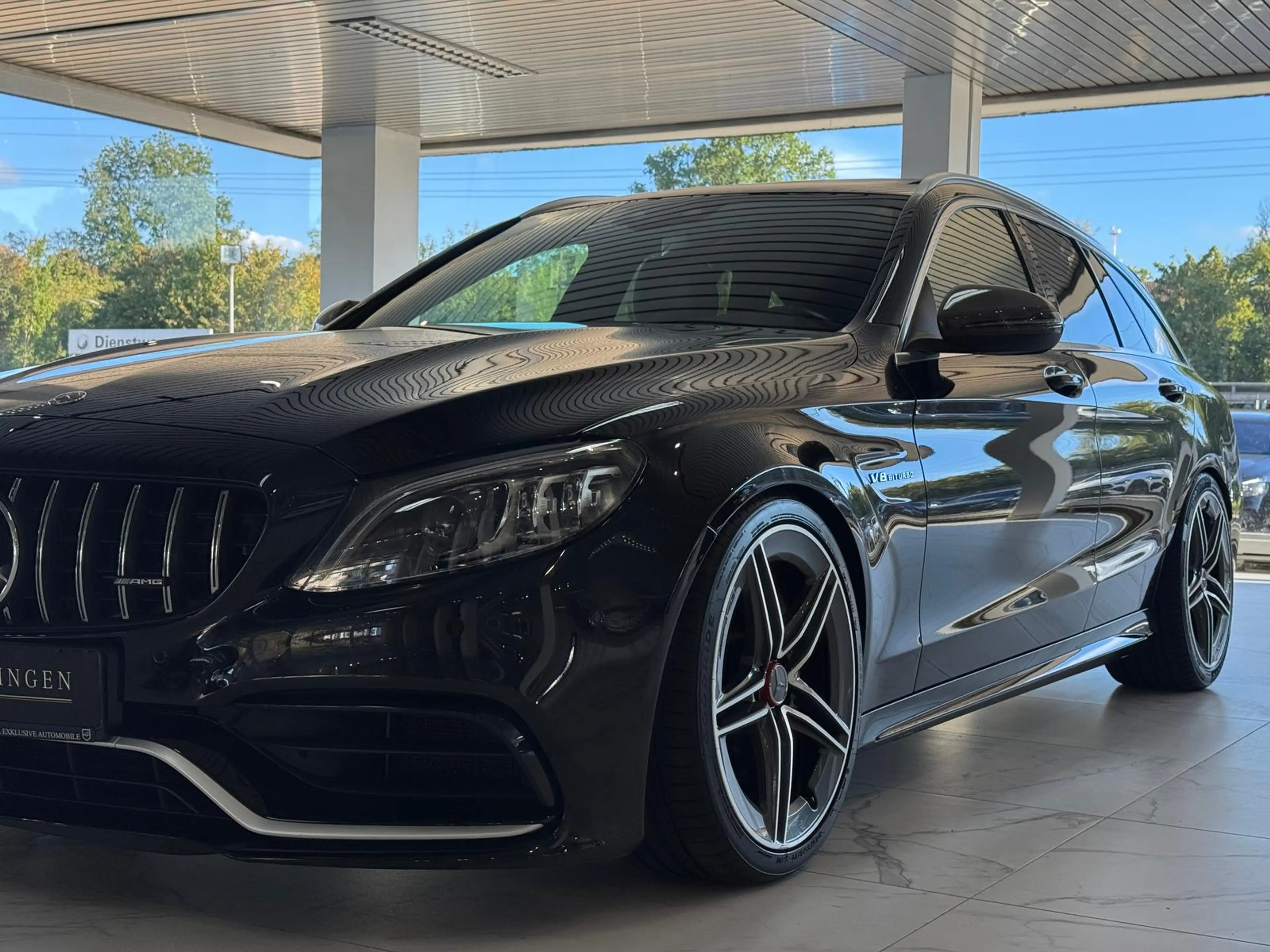 Mercedes-Benz C 63 AMG PERFORMANCE ABGAS*CARBON*PANO*DISTR*MEM — photo 3