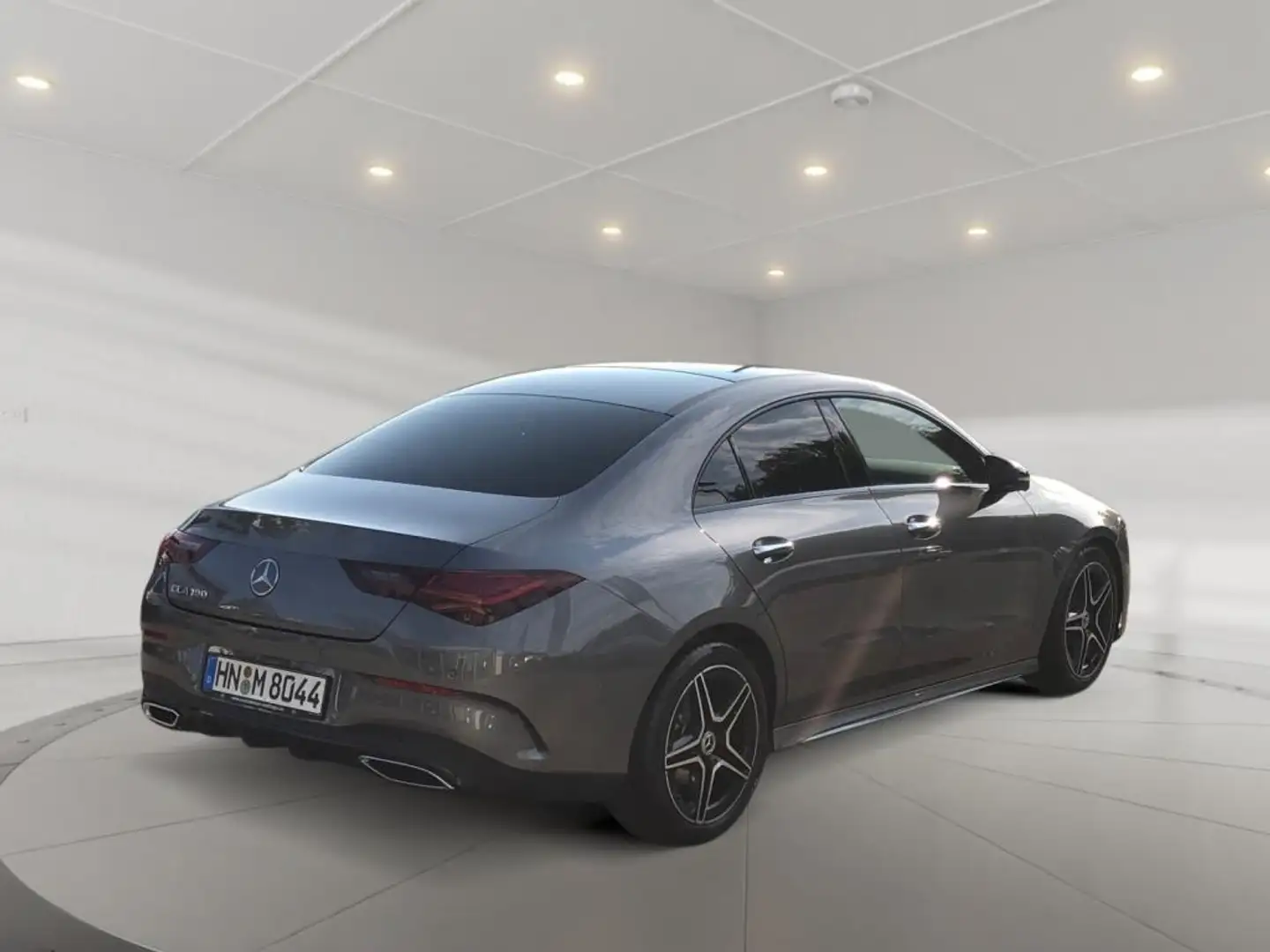 Mercedes-Benz CLA 180 Coupe +EditionAMG+18Z+Night+Pano+360° Grau - 2