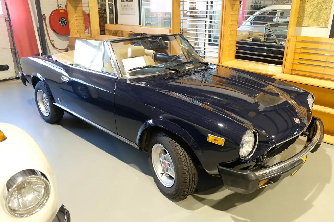 Fiat 124 Spider 30 years maintenance history, foto 10