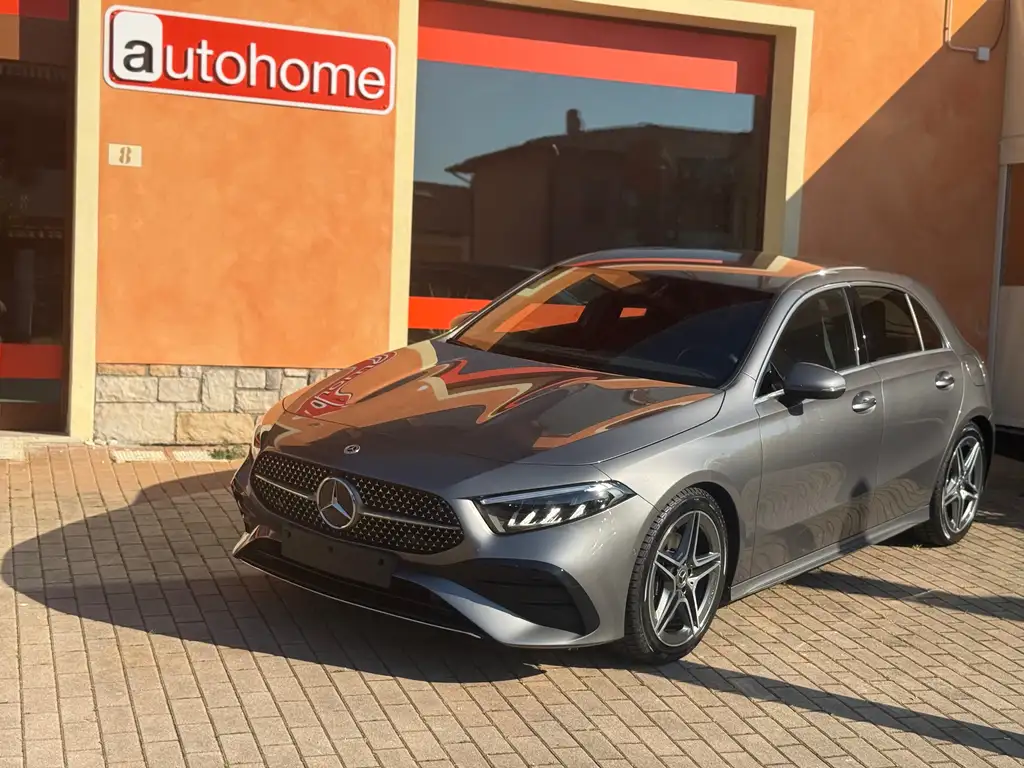 Mercedes-Benz A 200 2024 из Европы — купить под ключ