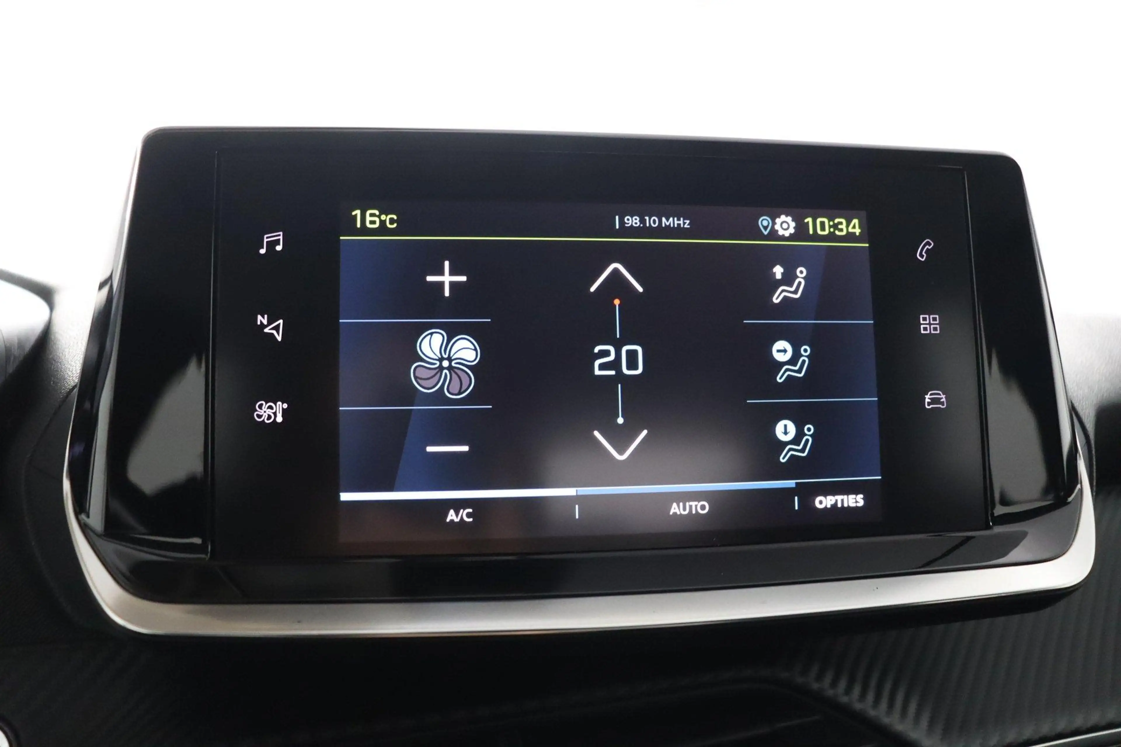 Peugeot e-208 EV Active Pack 50 kWh |Carplay — photo 6