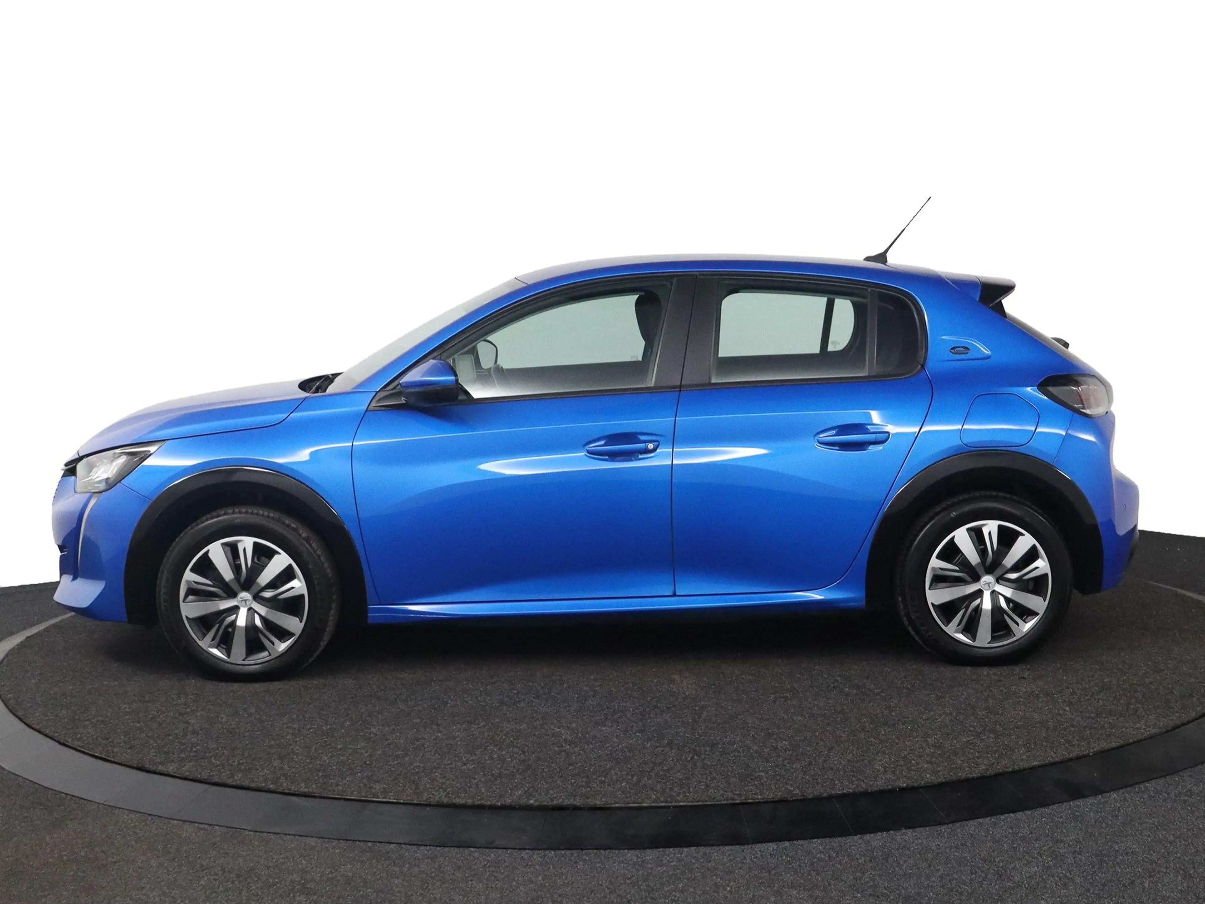 Peugeot e-208 EV Active Pack 50 kWh |Carplay — photo 3