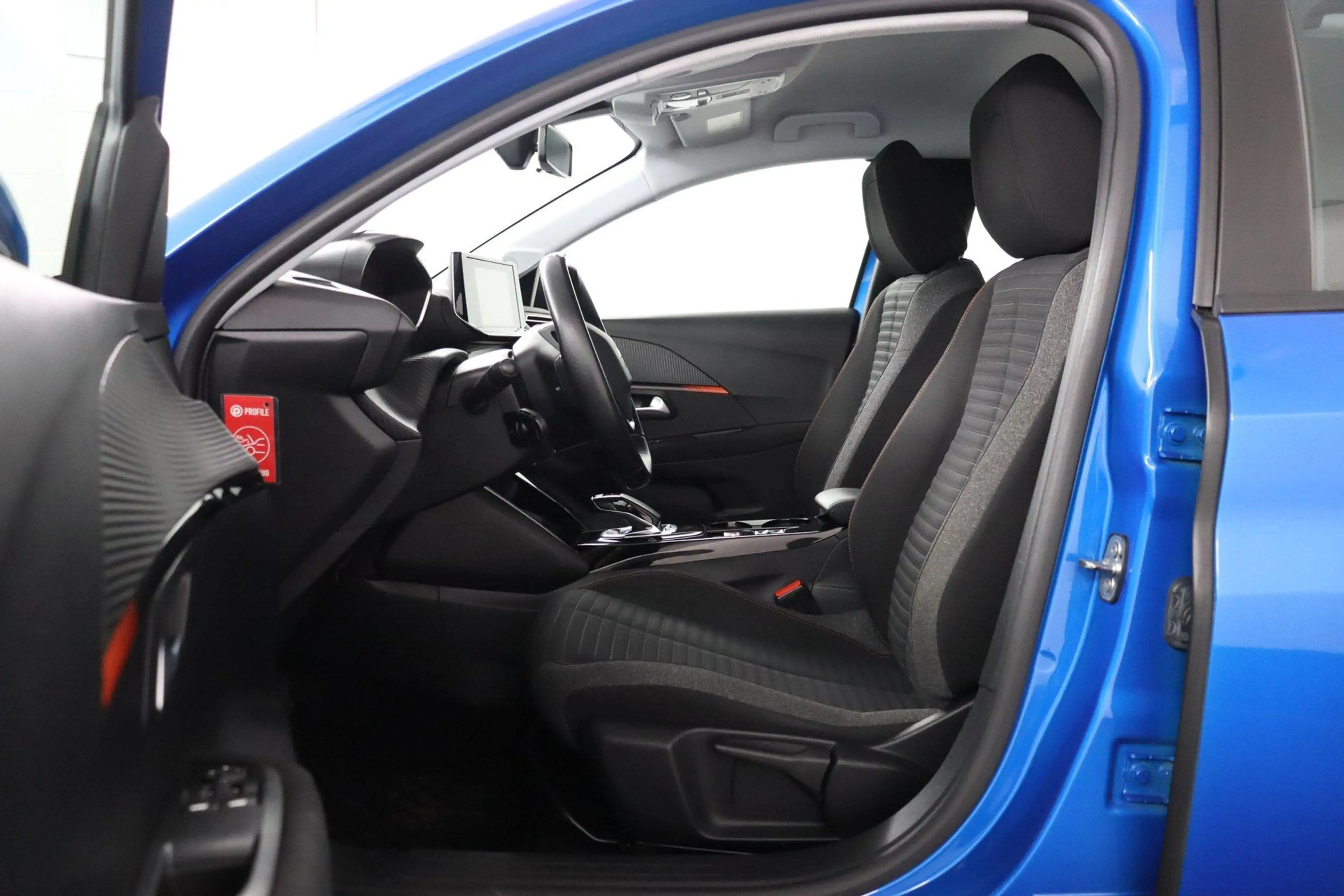 Peugeot e-208 EV Active Pack 50 kWh |Carplay — photo 13