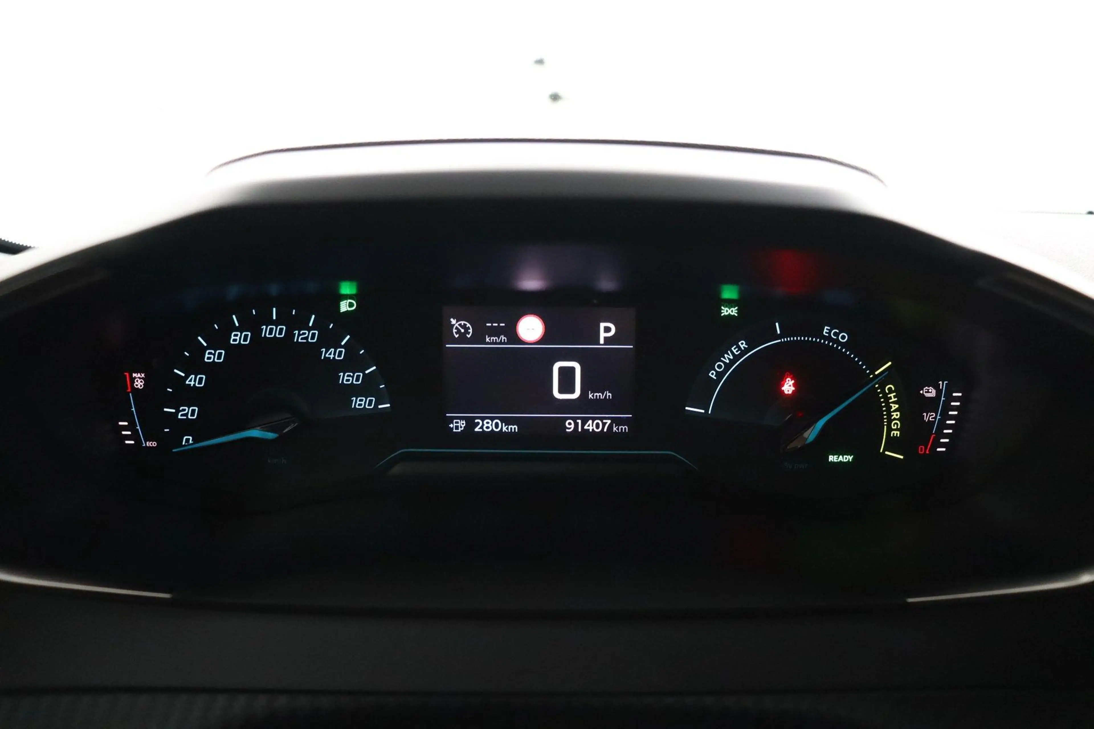 Peugeot e-208 EV Active Pack 50 kWh |Carplay — photo 5